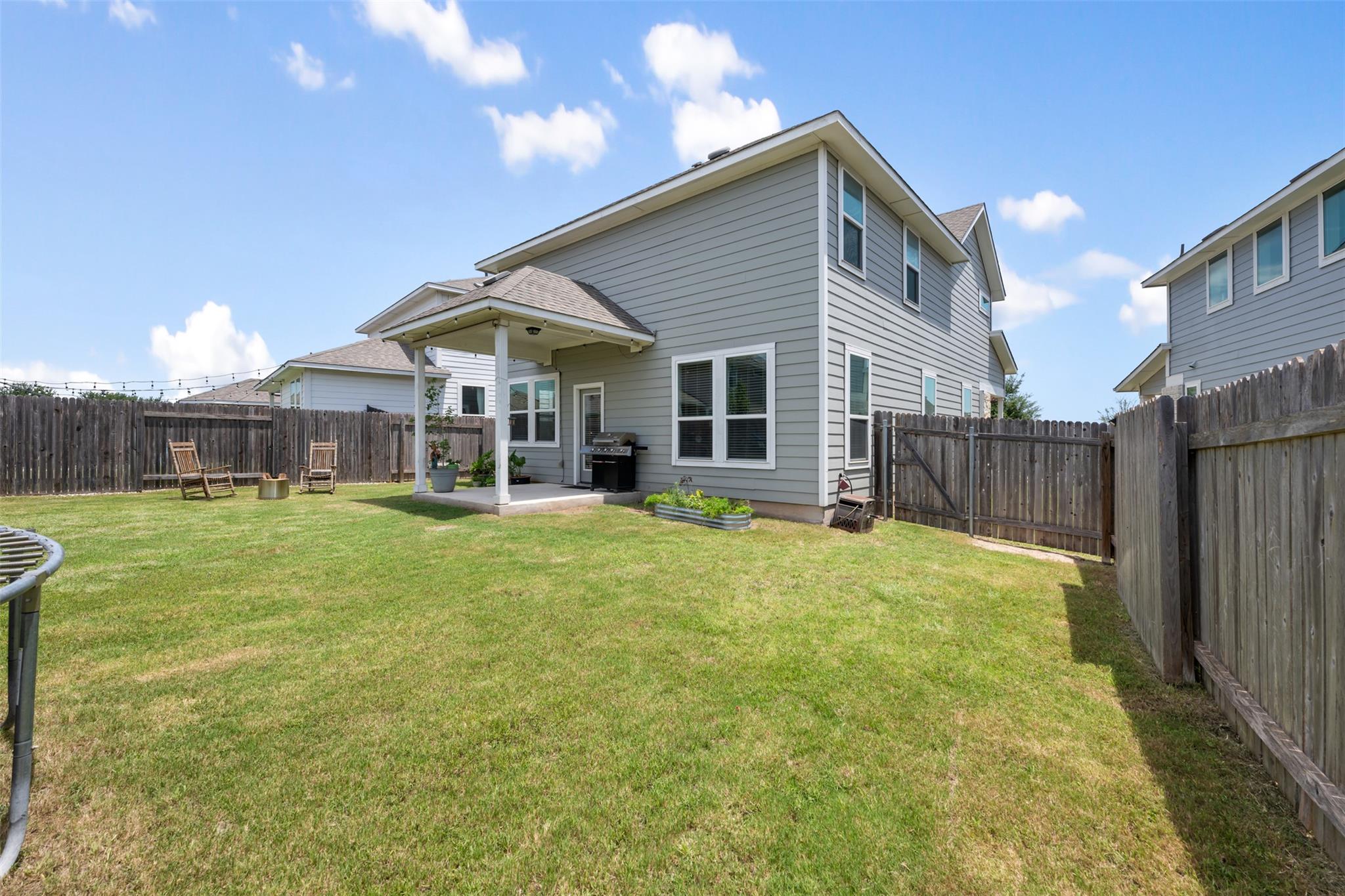 113 Oakstone Dr, Georgetown, TX 78628