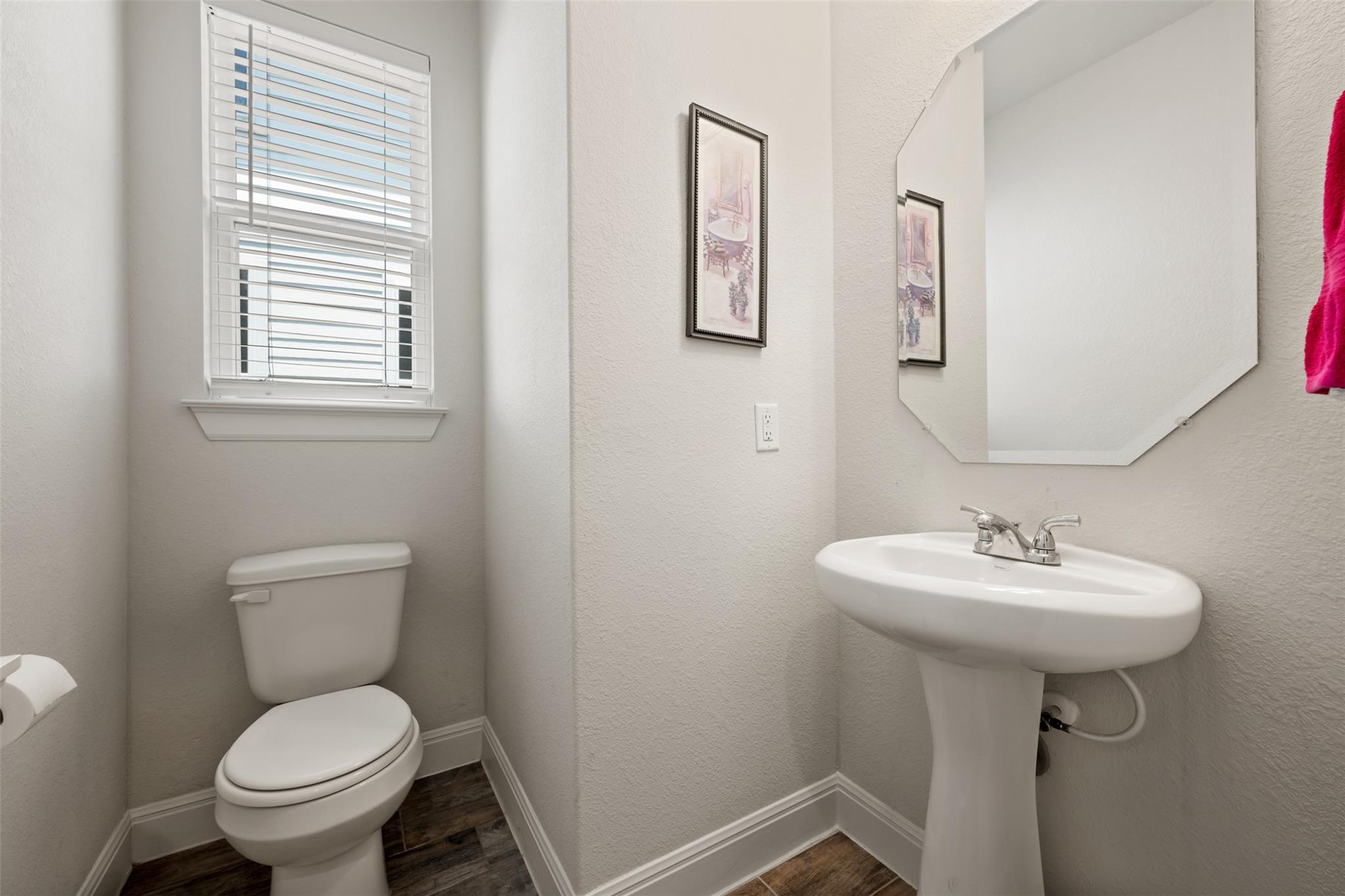 113 Oakstone Dr, Georgetown, TX 78628