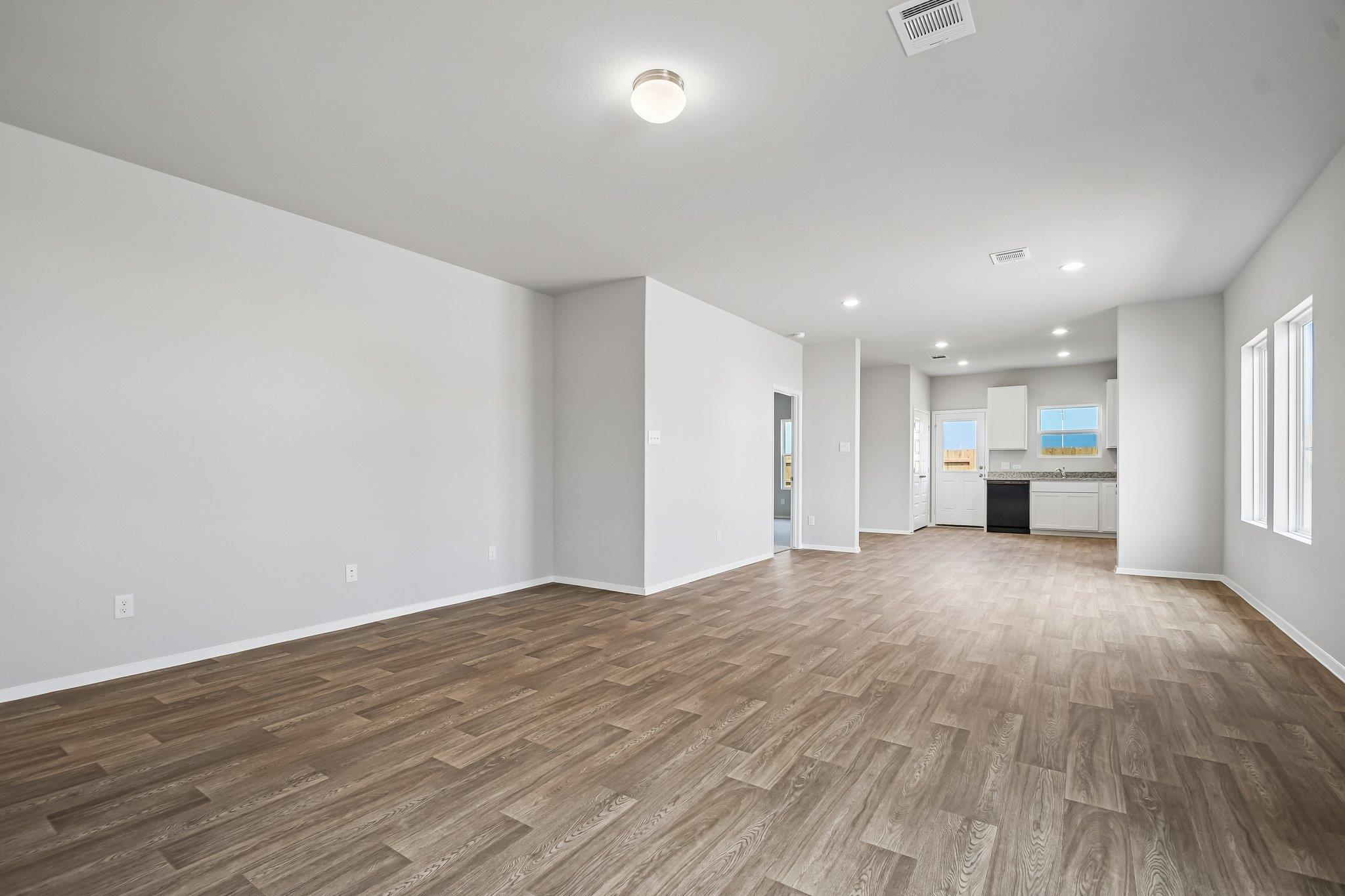 121 Adze Dr, Liberty Hill, TX 78642