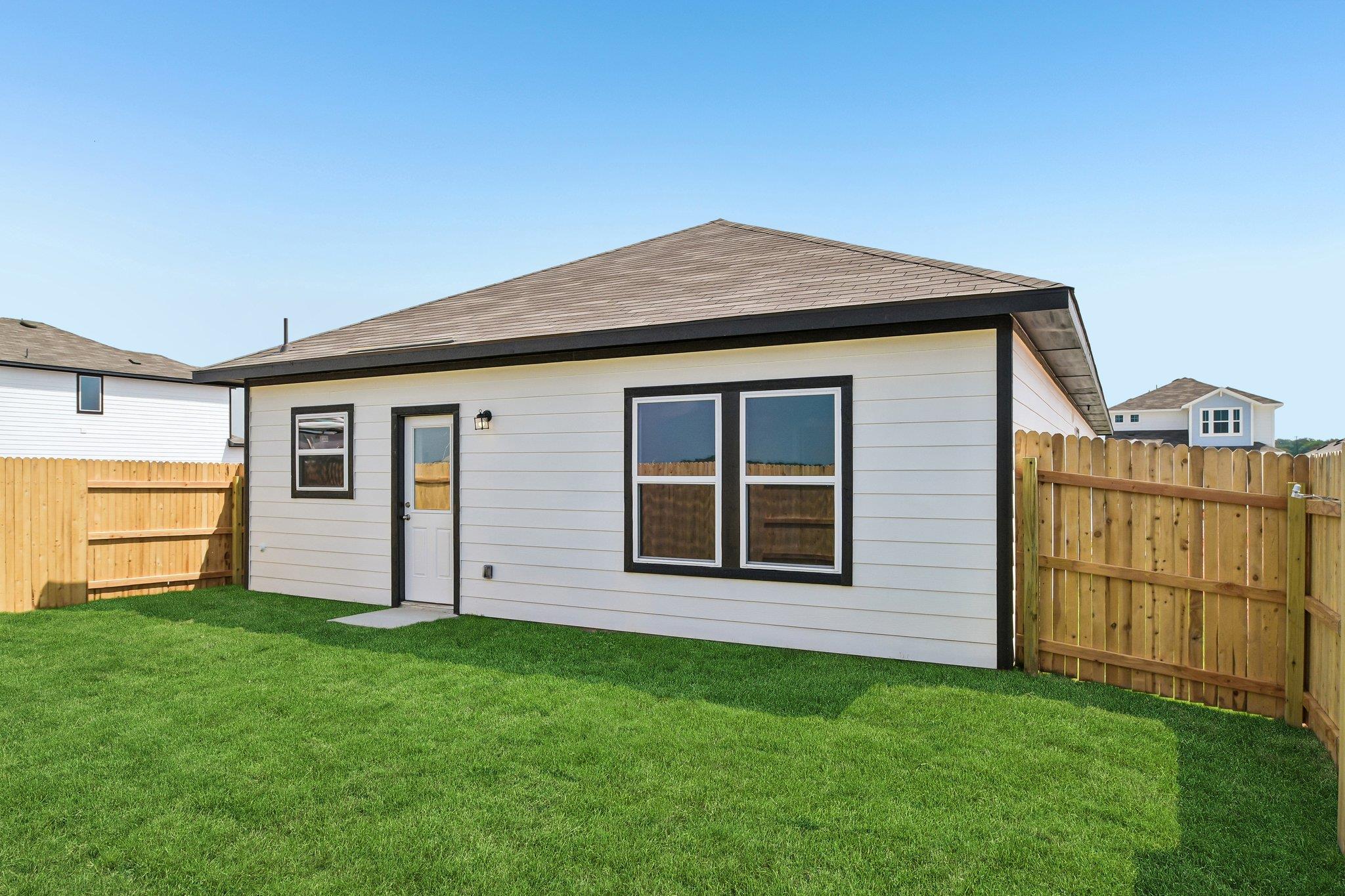 121 Adze Dr, Liberty Hill, TX 78642