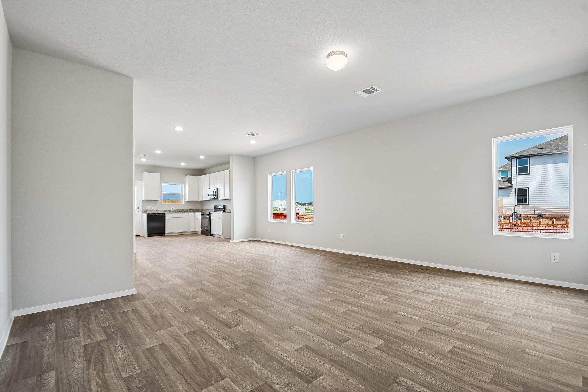 121 Adze Dr, Liberty Hill, TX 78642