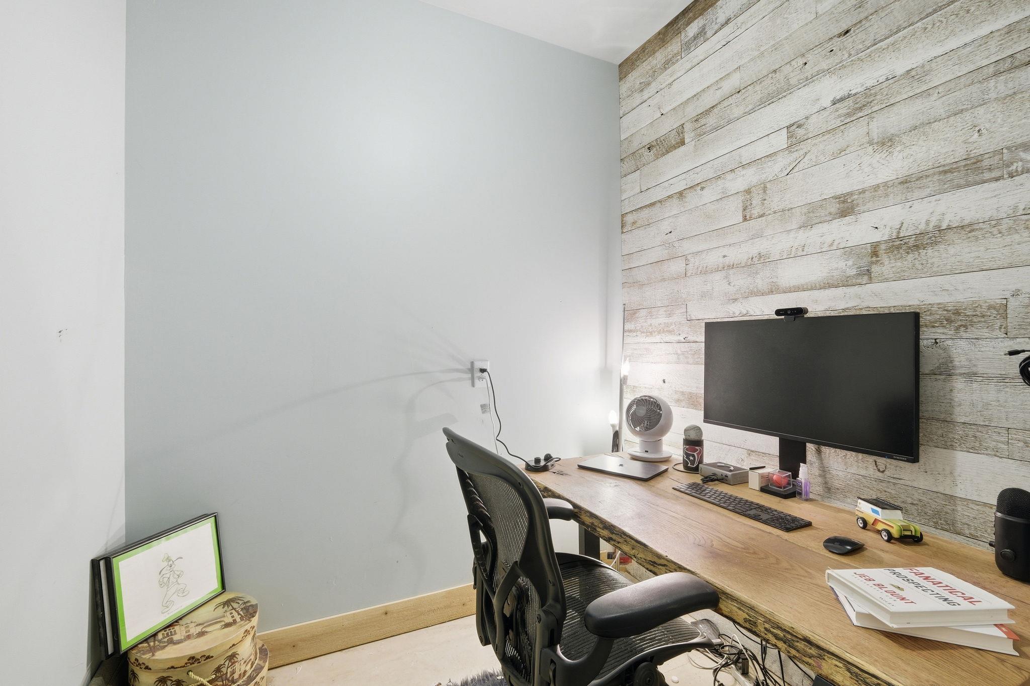 1001 Swan Flower St, Leander, TX 78641