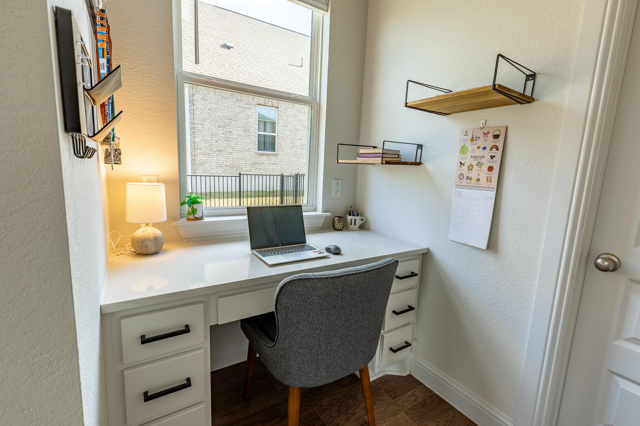 812 Palamos Dr, Leander, TX 78641