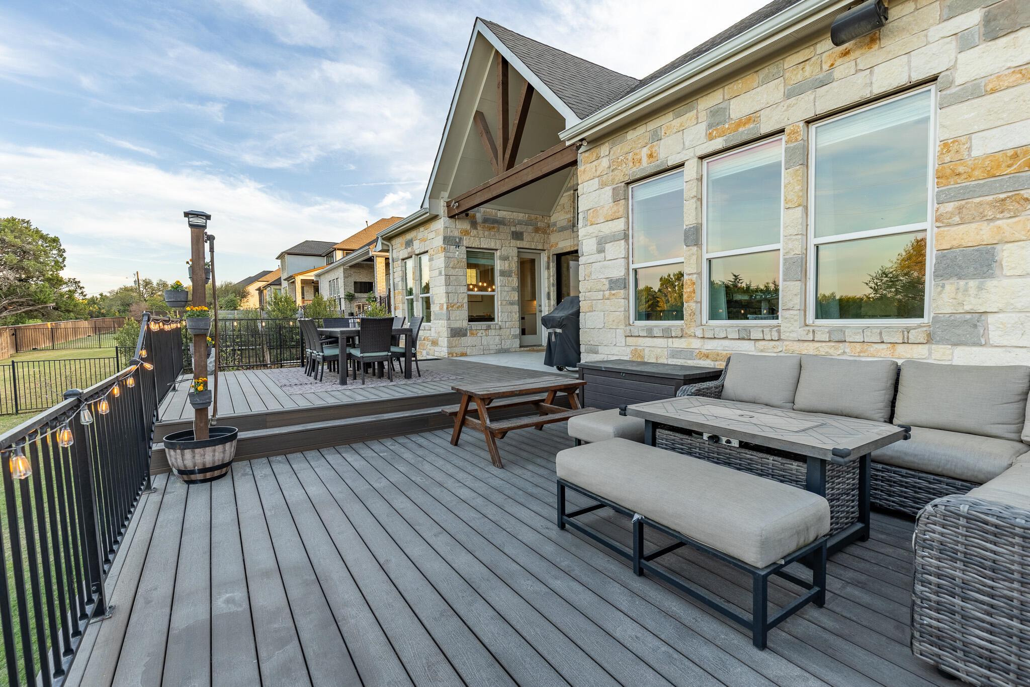 812 Palamos Dr, Leander, TX 78641