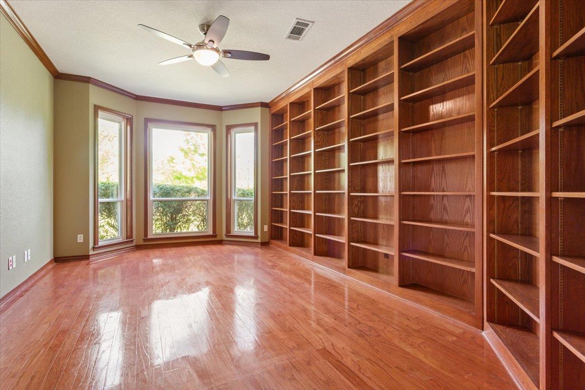 1704 Canyon Springs Dr, Belton, TX 76513