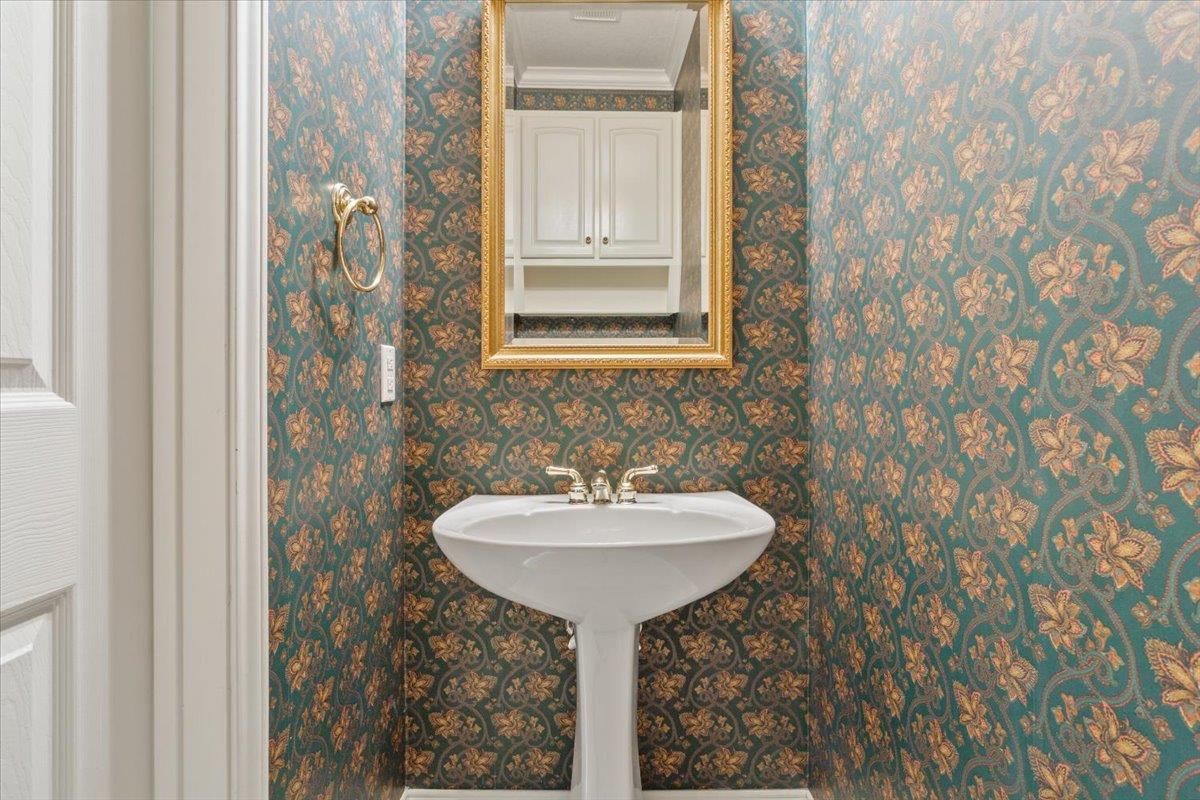 1704 Canyon Springs Dr, Belton, TX 76513