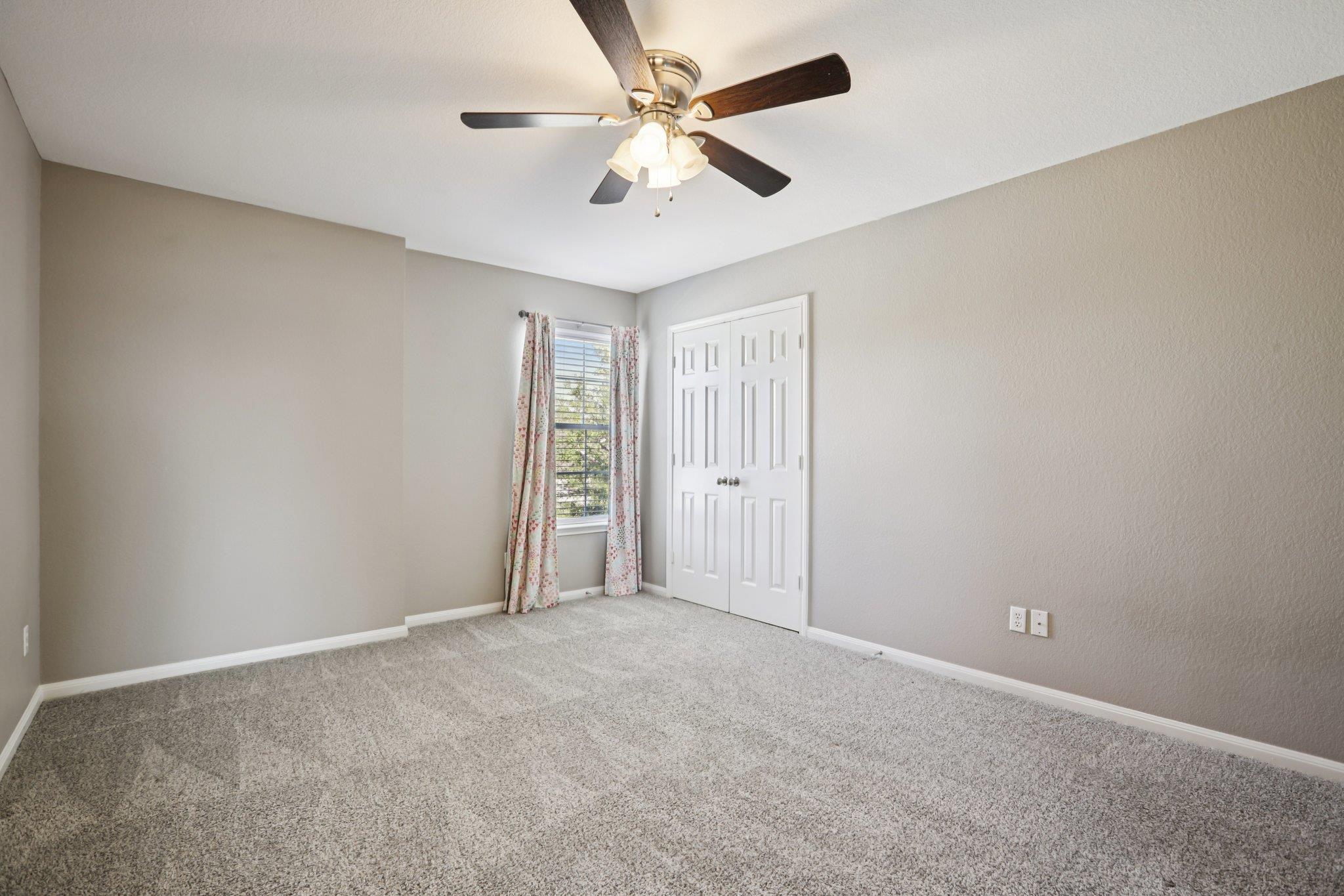 5604 Sulfur Spring Dr, Killeen, TX 76542