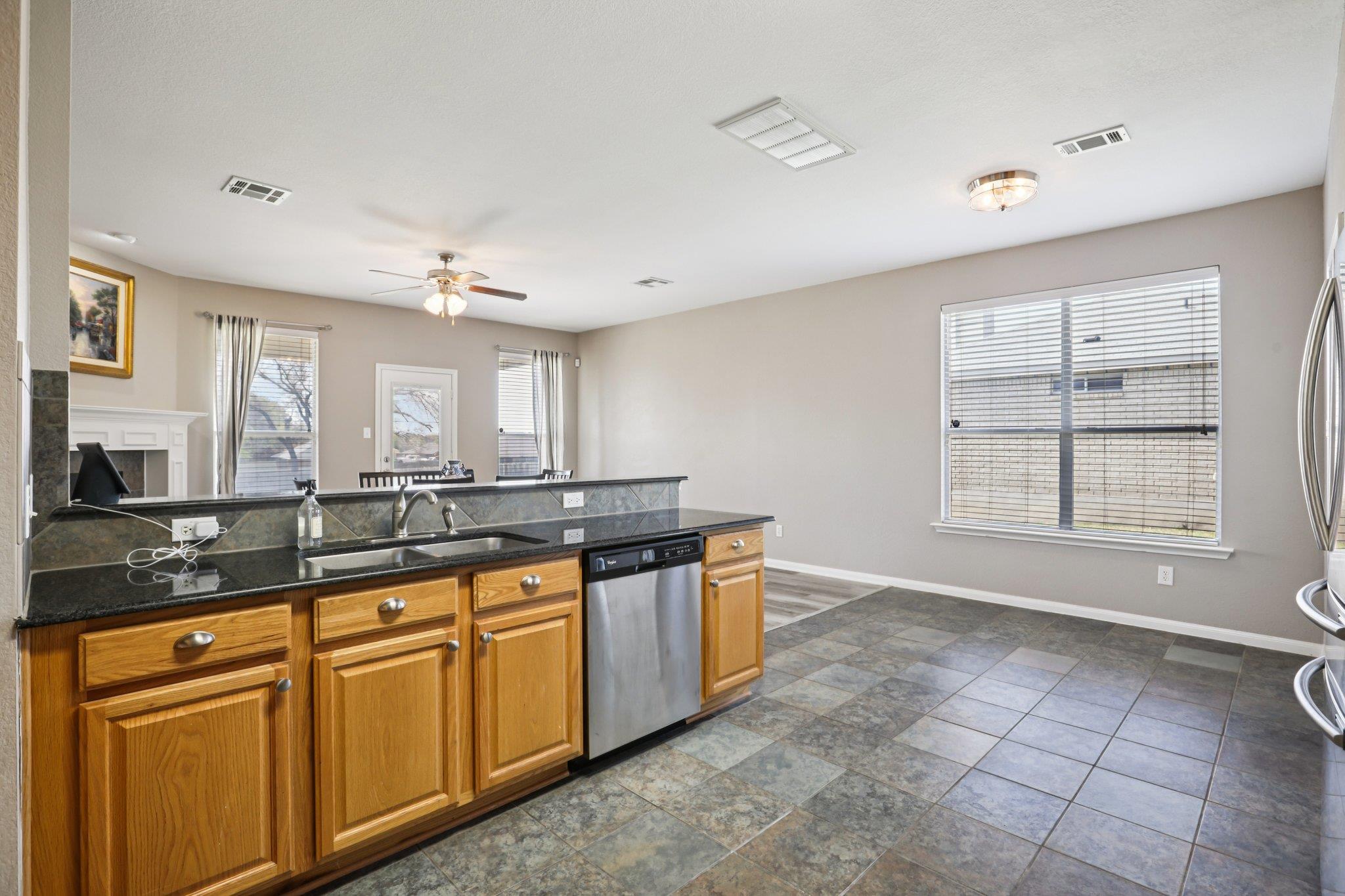 5604 Sulfur Spring Dr, Killeen, TX 76542