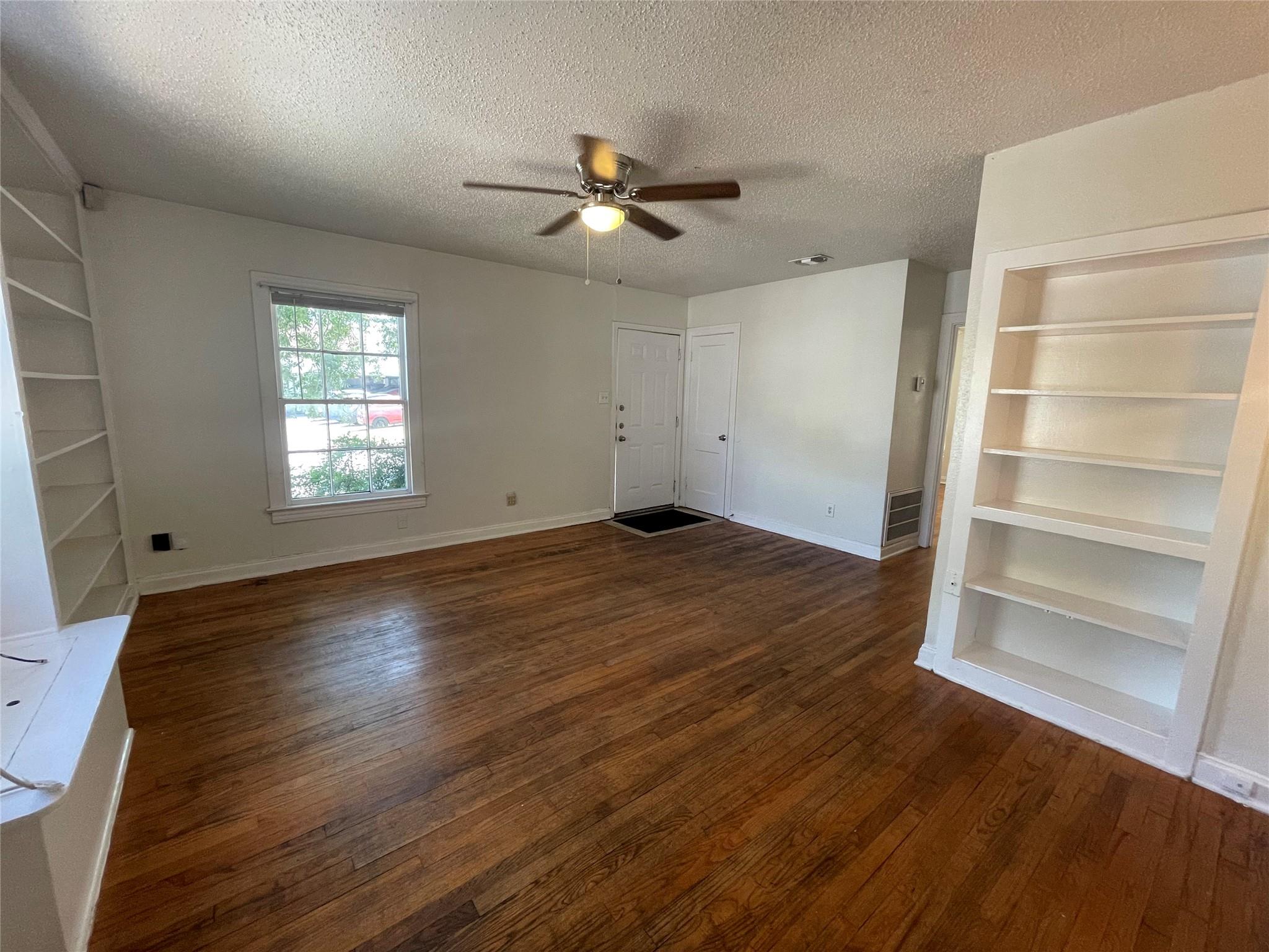 819 E 31st St, Austin, TX 78705