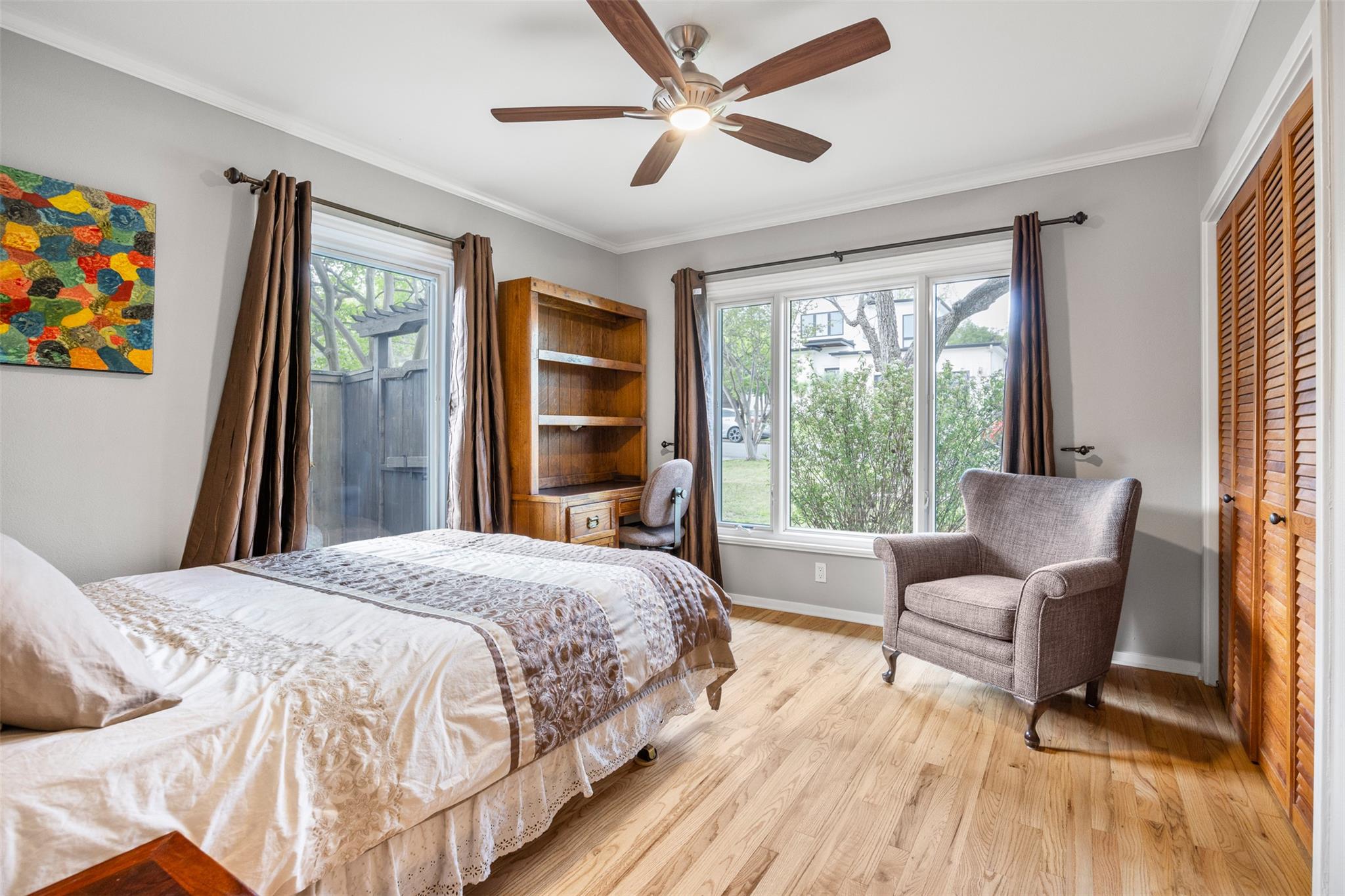 2410 Elmglen Dr, Austin, TX 78704