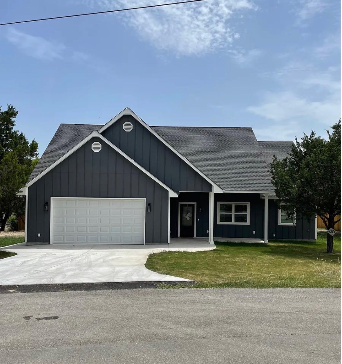 720 CANYON CIRCLE DR Cir, Canyon Lake, TX 78133