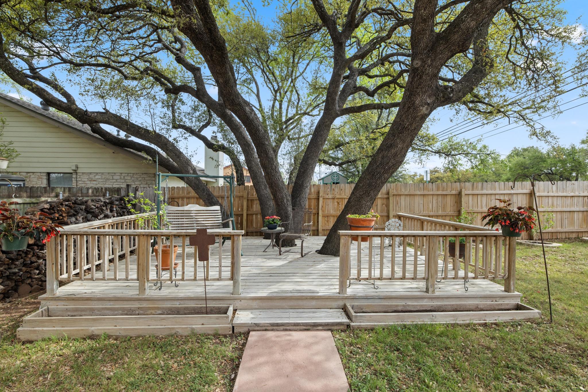 110 Riverwood Dr, Georgetown, TX 78628