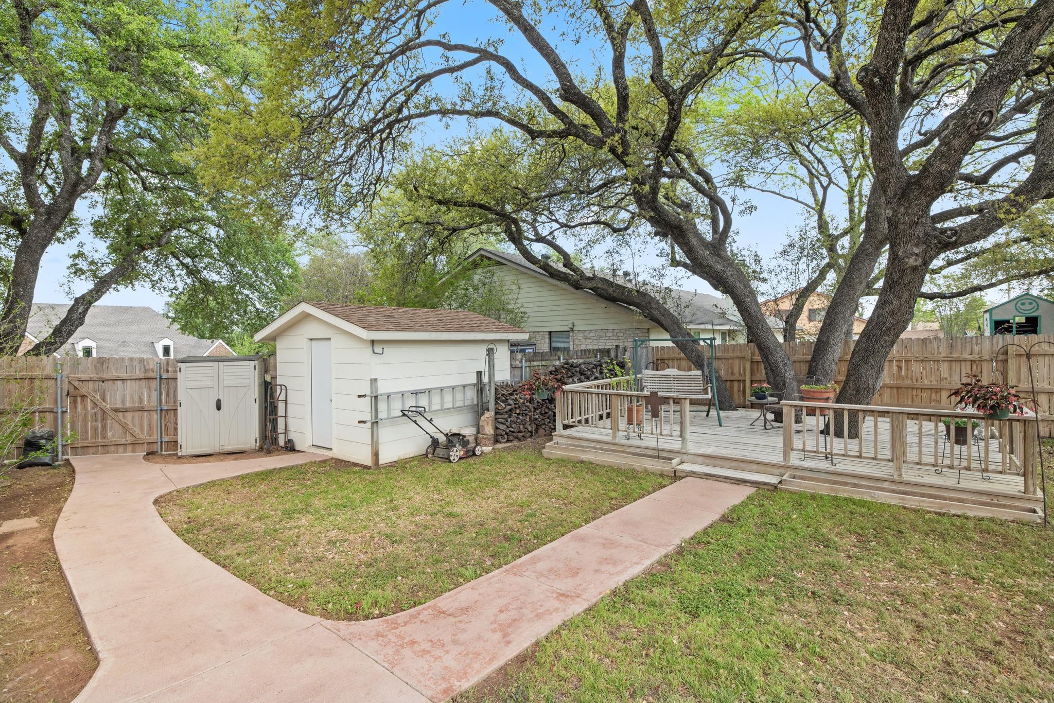 110 Riverwood Dr, Georgetown, TX 78628