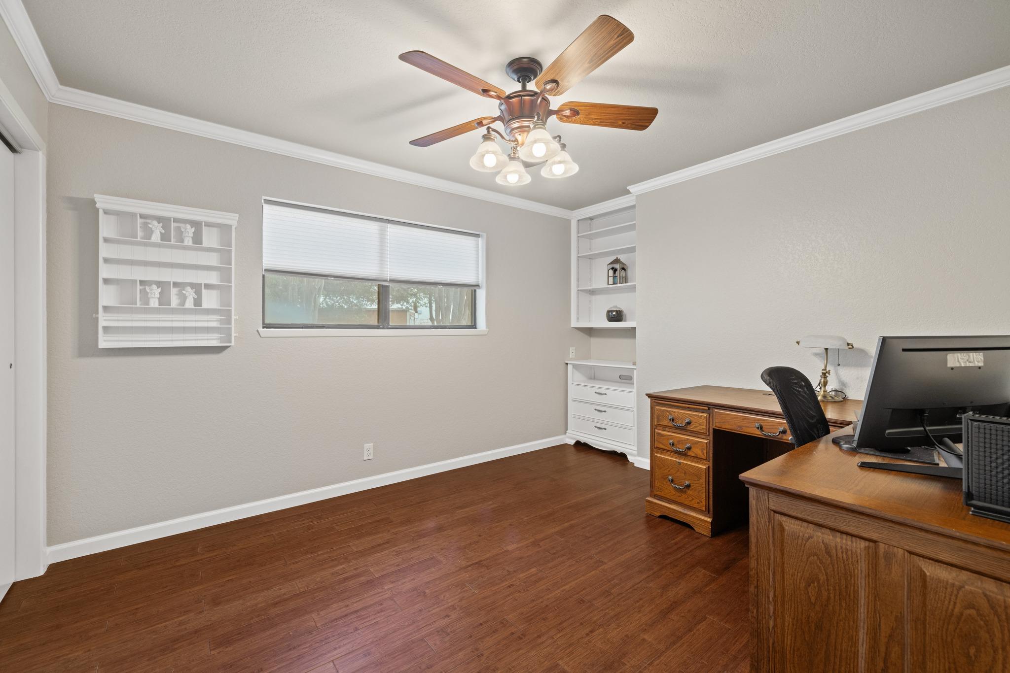 110 Riverwood Dr, Georgetown, TX 78628