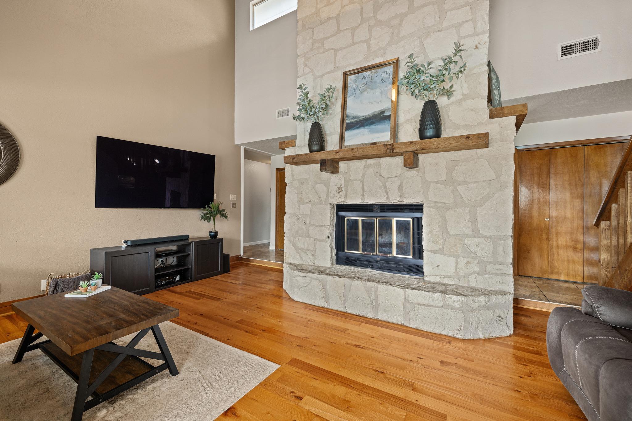 110 Riverwood Dr, Georgetown, TX 78628