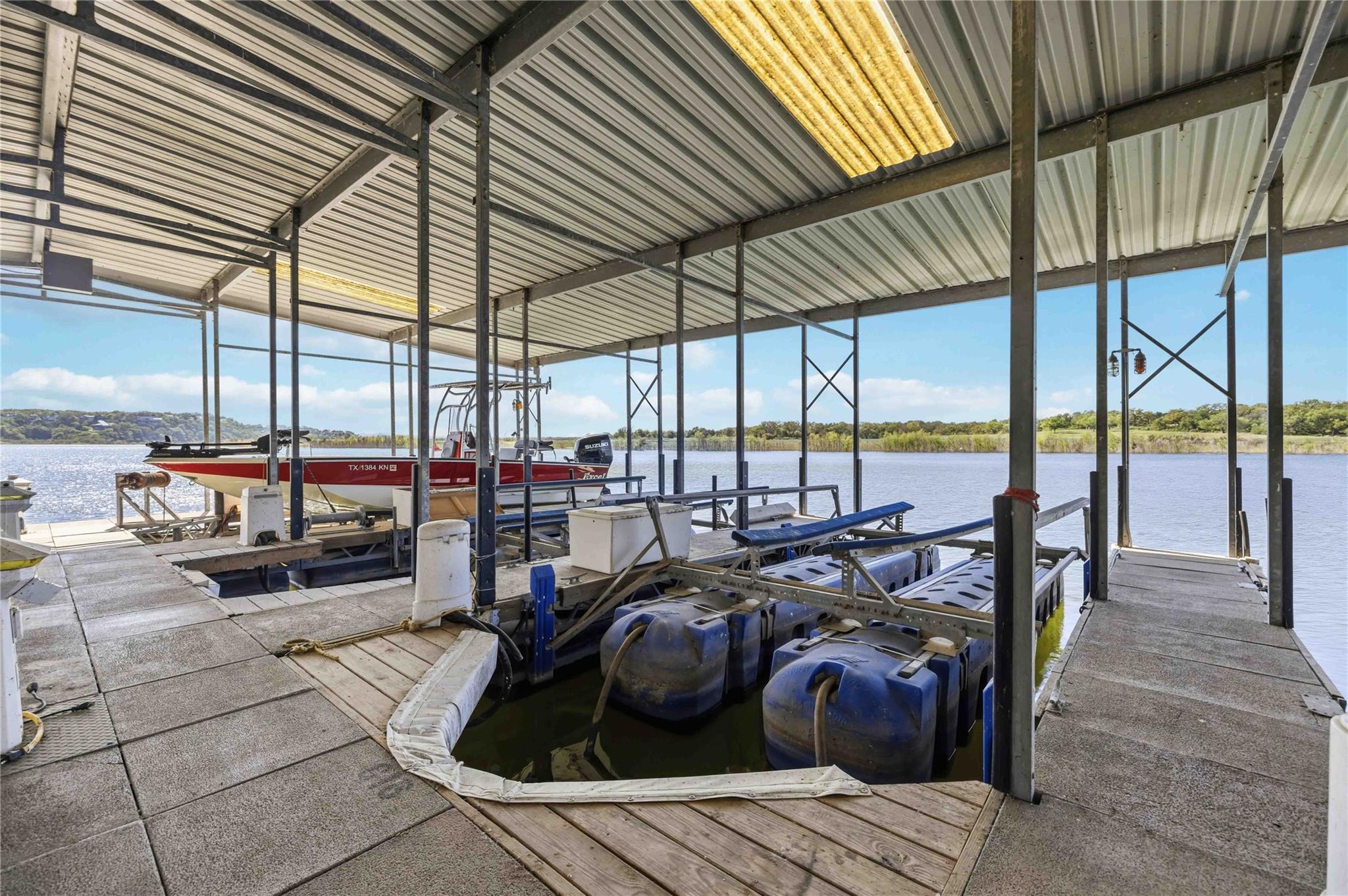 512 Harbor Dr # 7, Spicewood, TX 78669