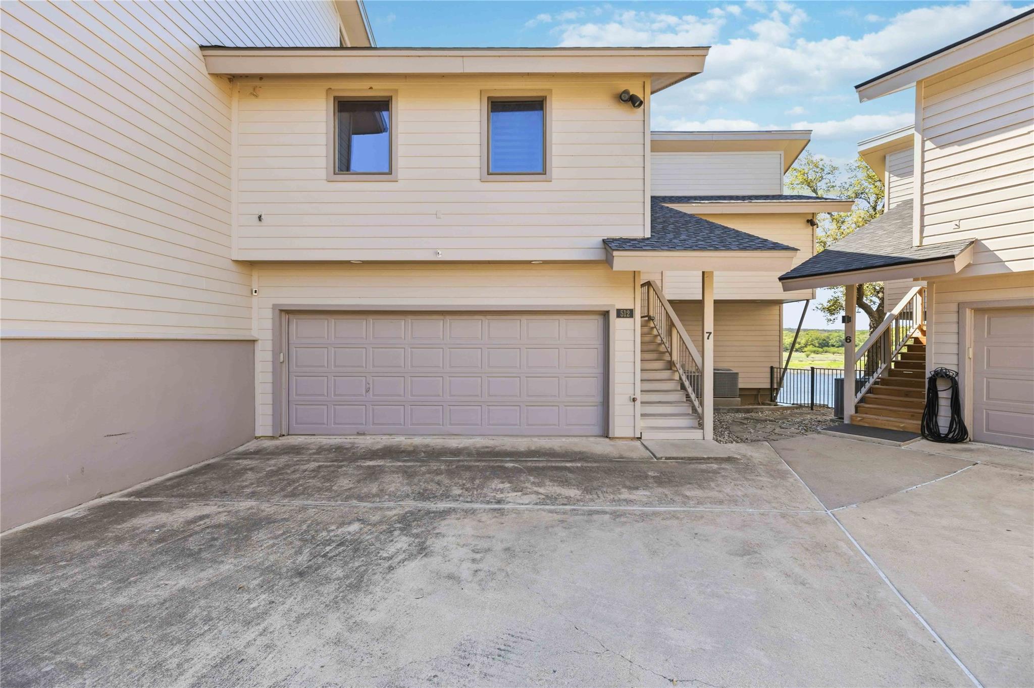 512 Harbor Dr # 7, Spicewood, TX 78669