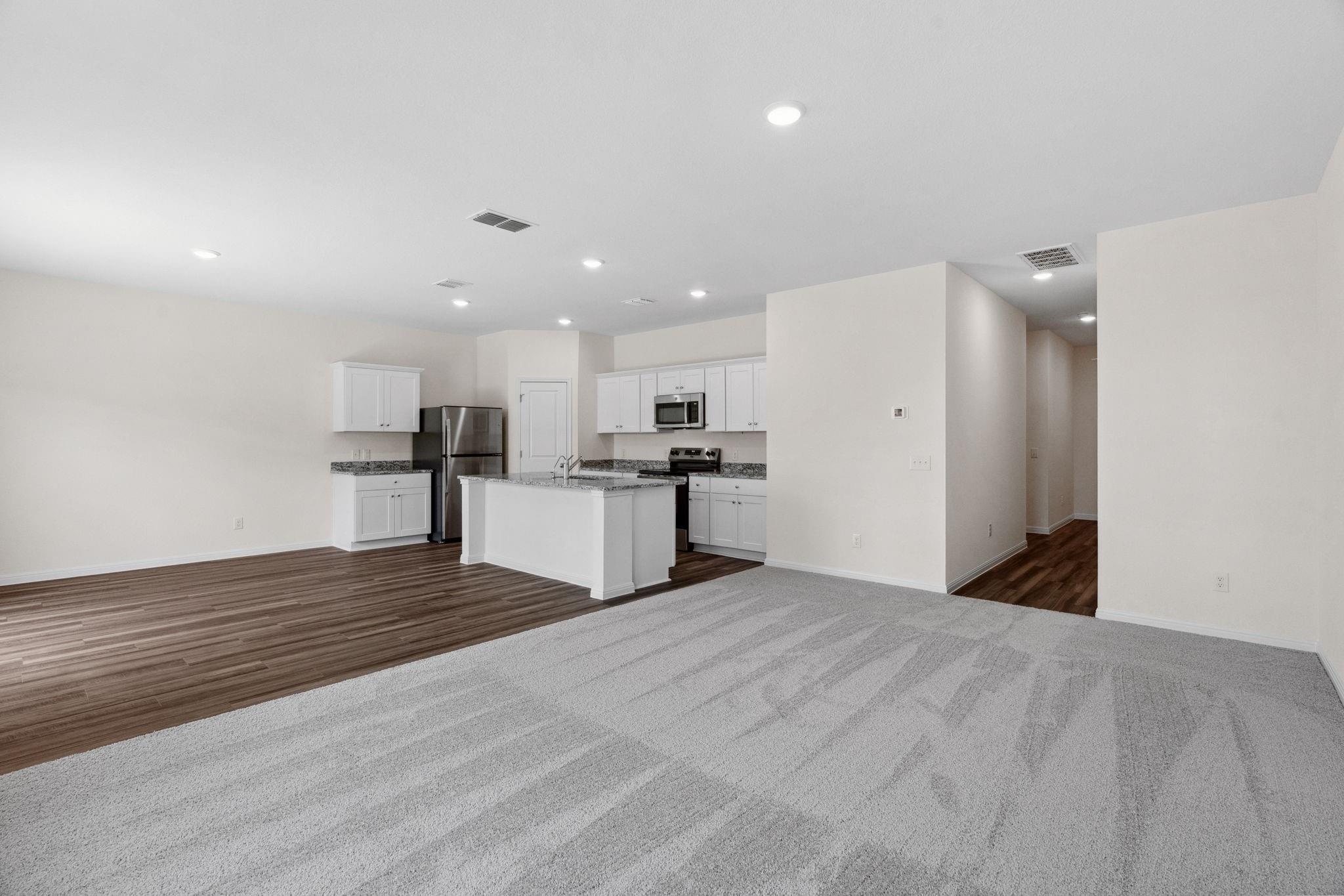 513 Thistle Ln, Kyle, TX 78656