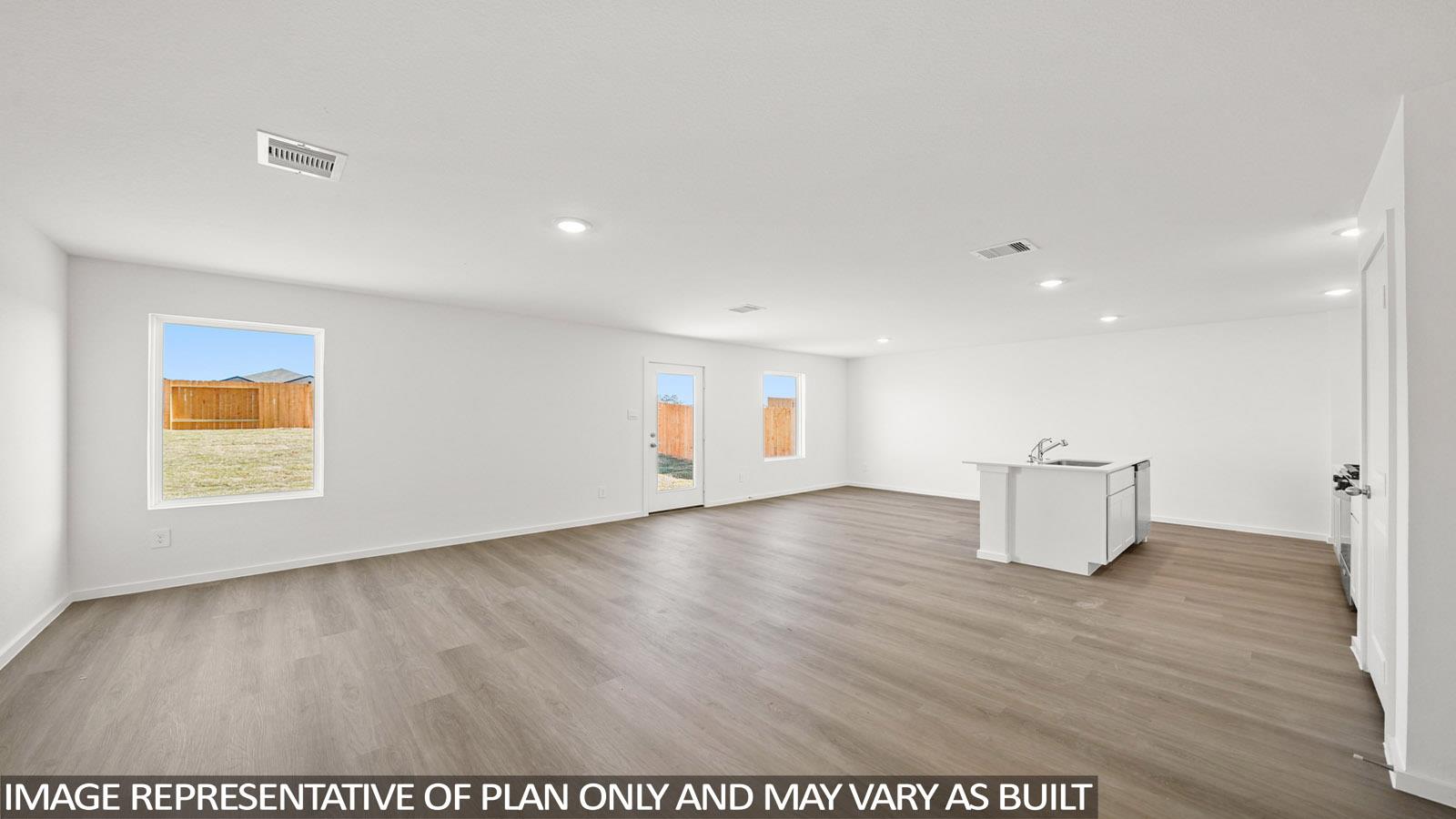 176 Baby Calf Roping Rd, Jarrell, TX 76537