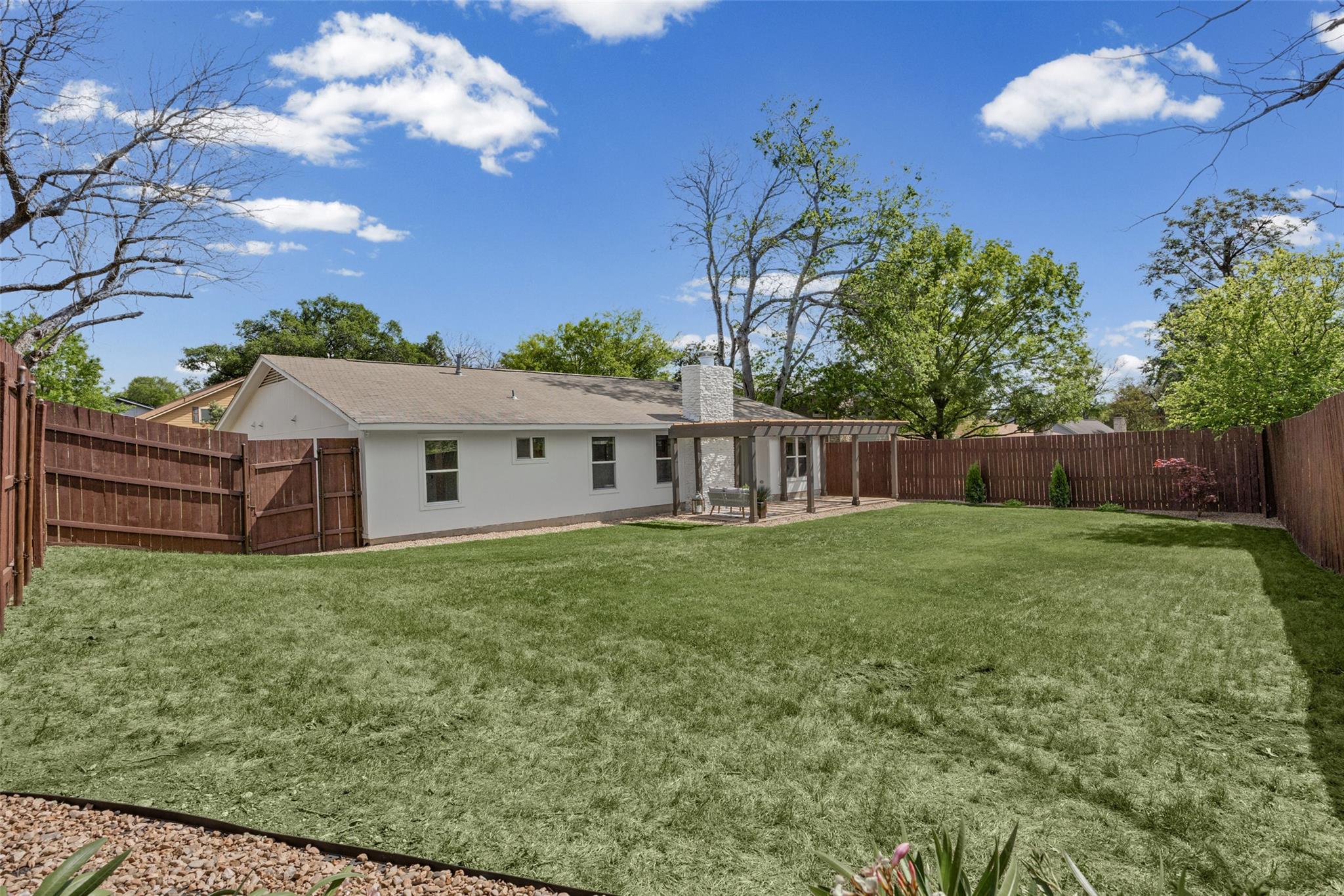 7900 KENESHAW Dr, Austin, TX 78745