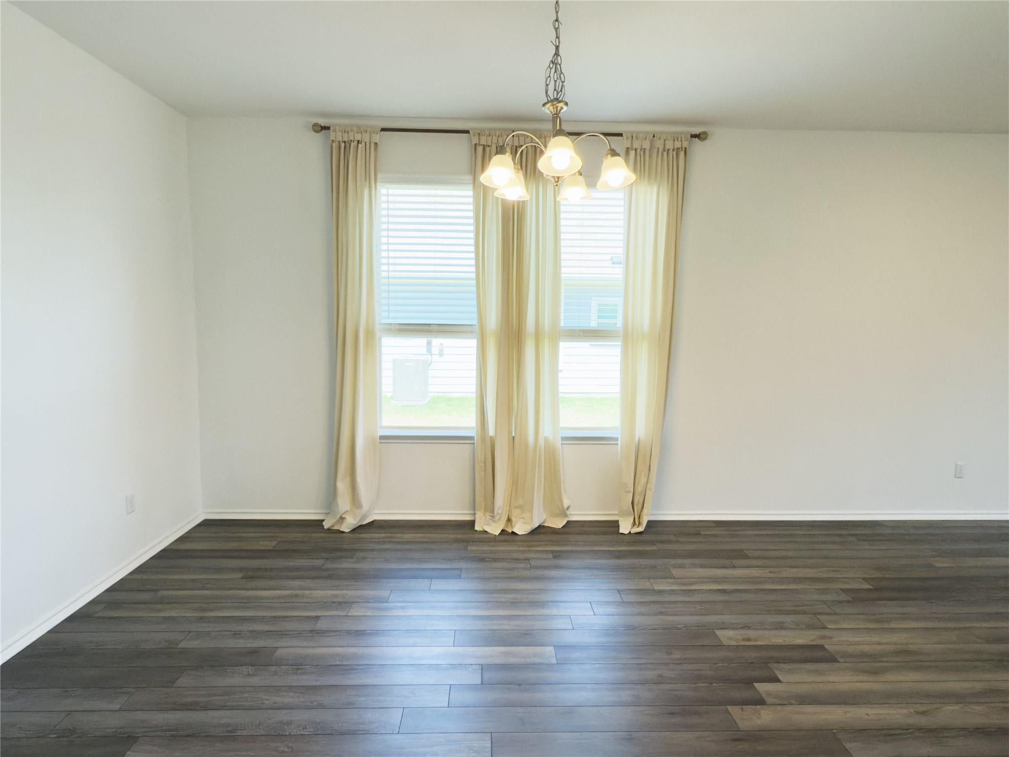 128 Fiery Skipper Ln, Georgetown, TX 78626