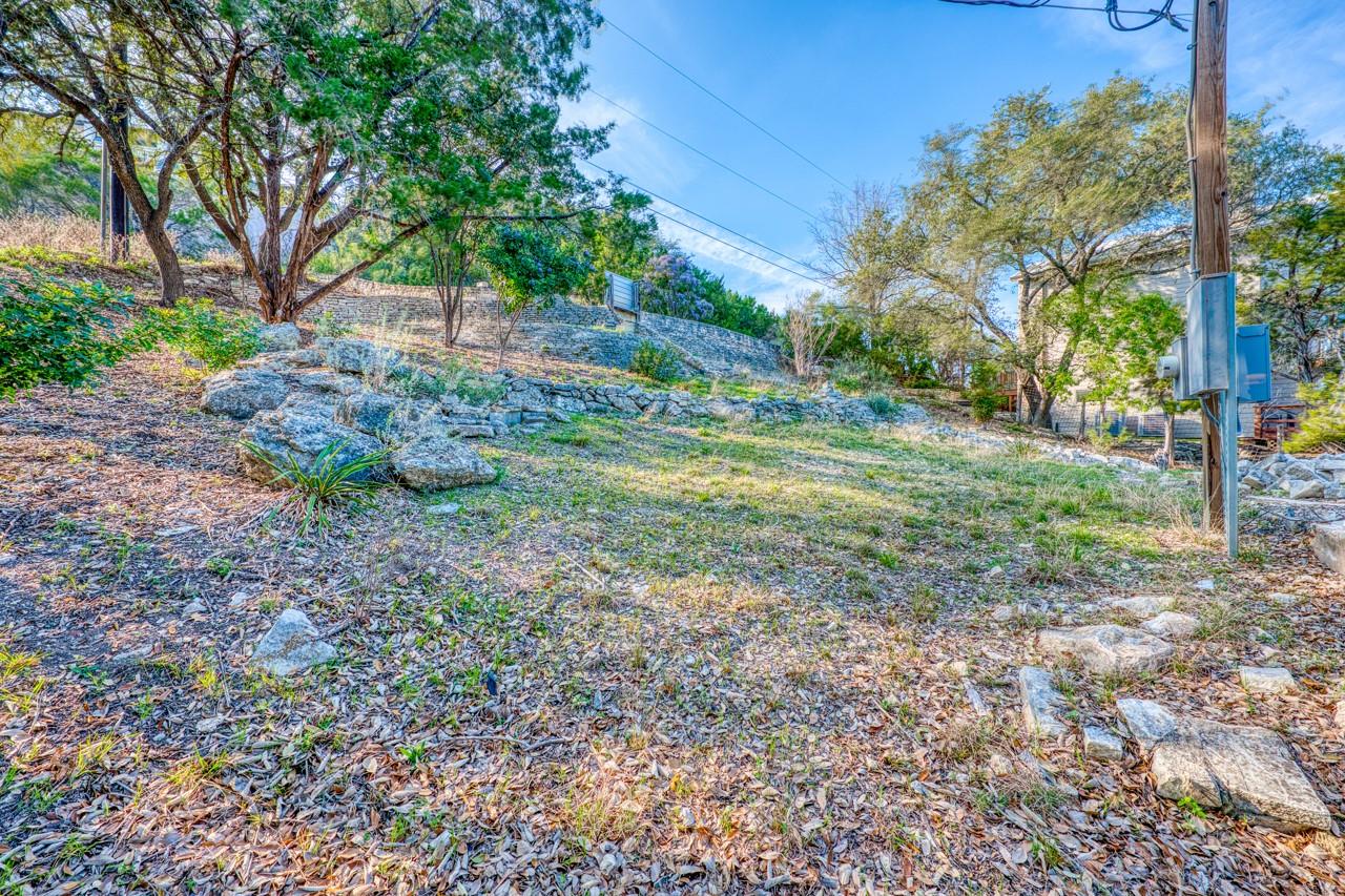 5031 McIntyre Cir, Austin, TX 78734