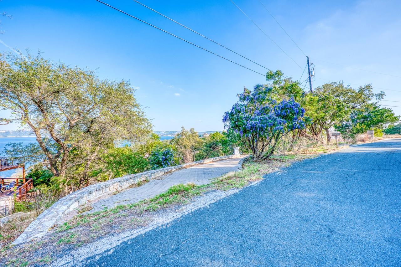 5031 McIntyre Cir, Austin, TX 78734