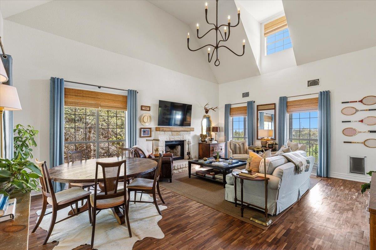 10605 Lake Beach Dr, Dripping Springs, TX 78620