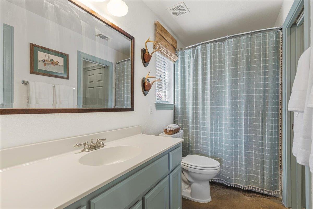 10605 Lake Beach Dr, Dripping Springs, TX 78620