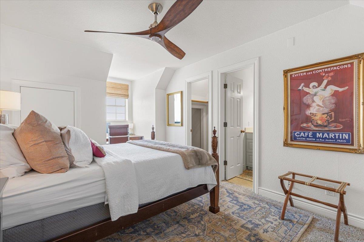 10605 Lake Beach Dr, Dripping Springs, TX 78620