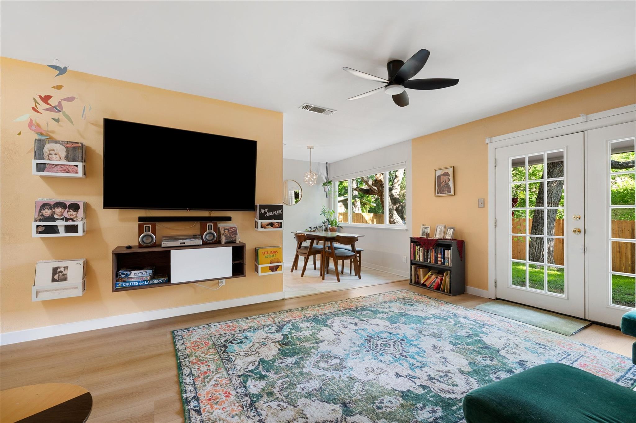 5217 Provencial Dr, Austin, TX 78724