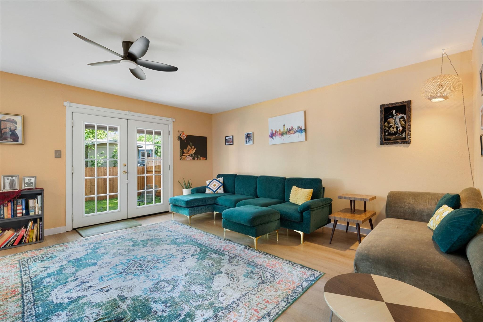 5217 Provencial Dr, Austin, TX 78724