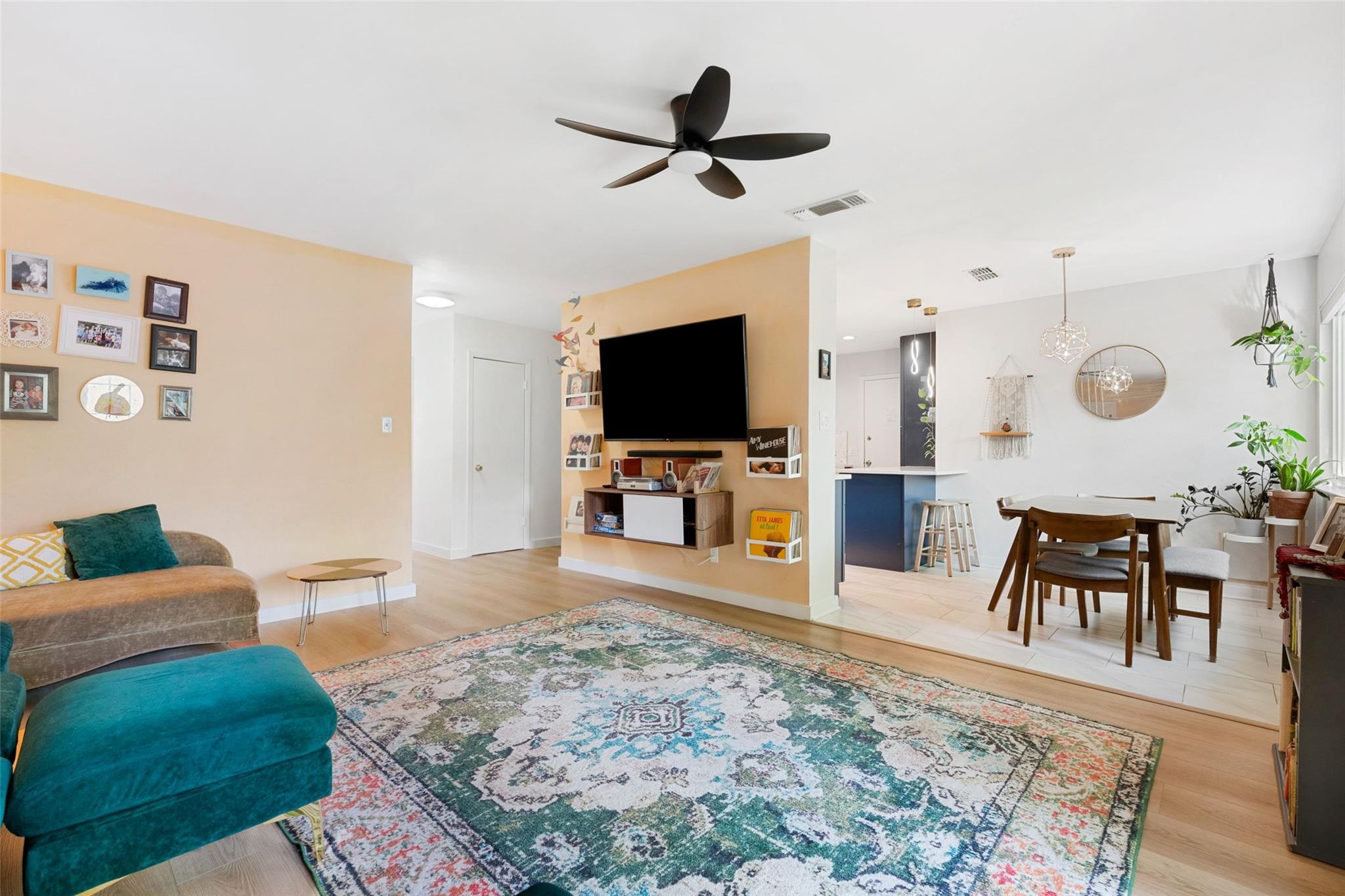 5217 Provencial Dr, Austin, TX 78724