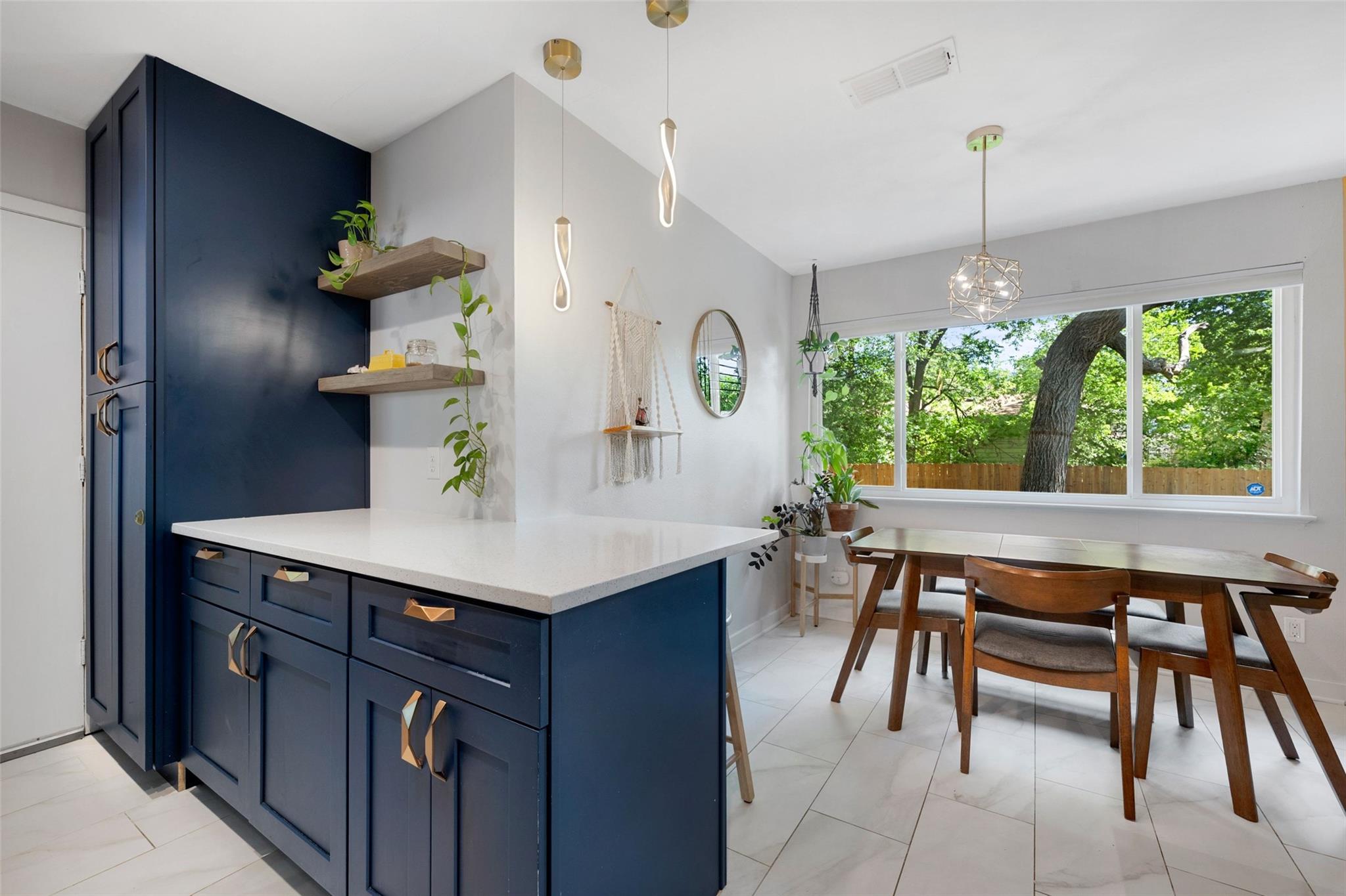 5217 Provencial Dr, Austin, TX 78724