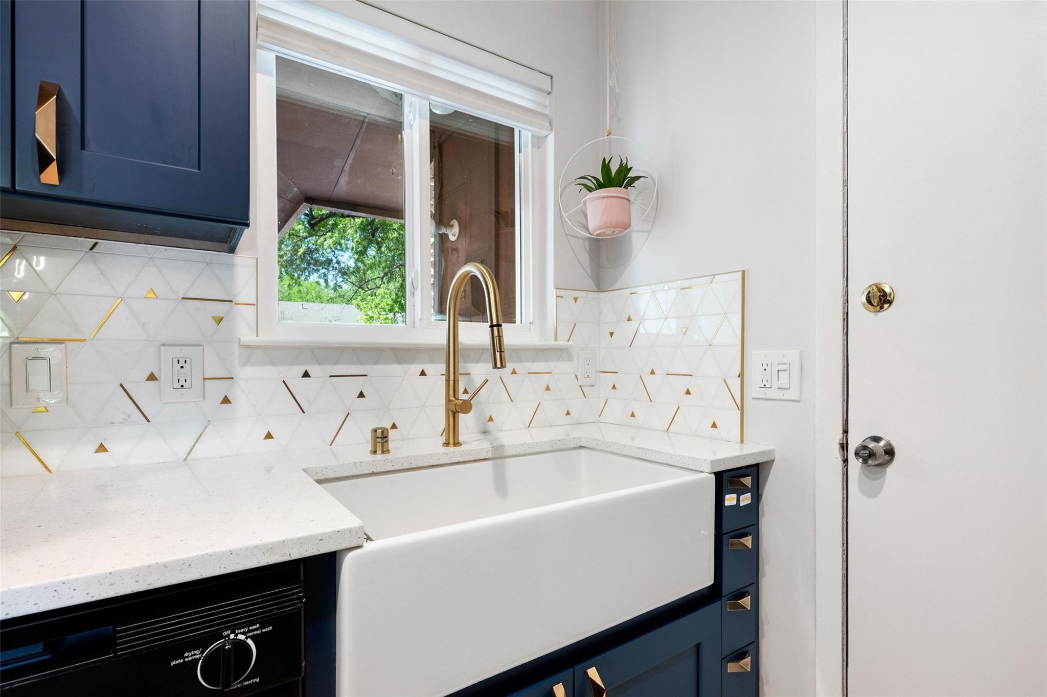 5217 Provencial Dr, Austin, TX 78724