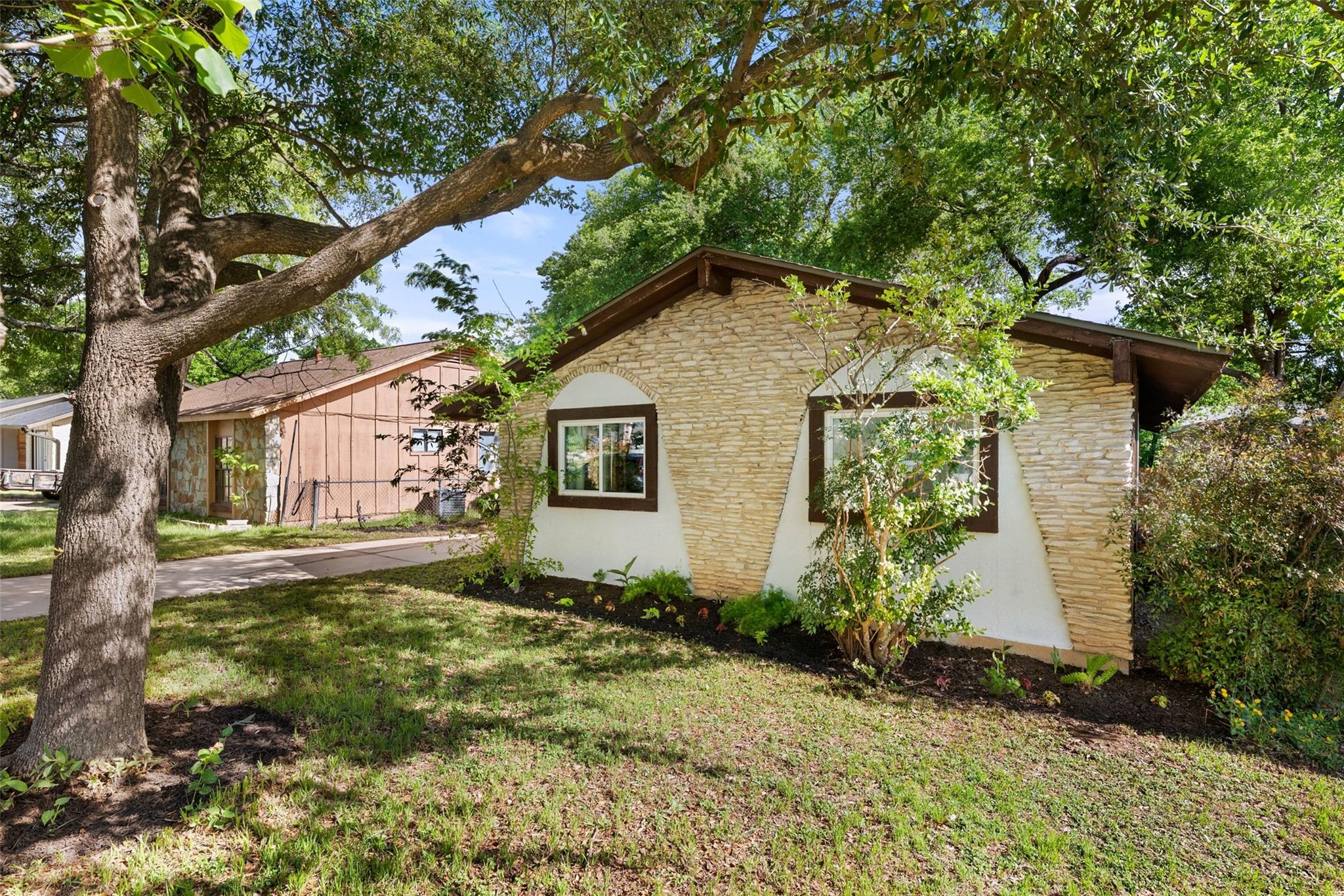5217 Provencial Dr, Austin, TX 78724