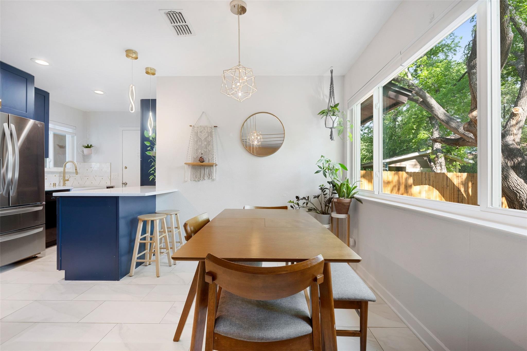 5217 Provencial Dr, Austin, TX 78724