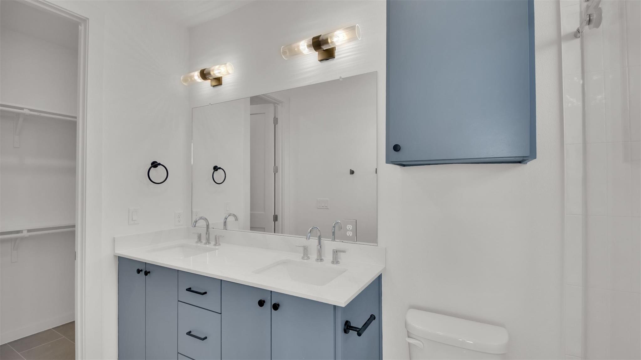 7208 Providence Ave # 2, Austin, TX 78752