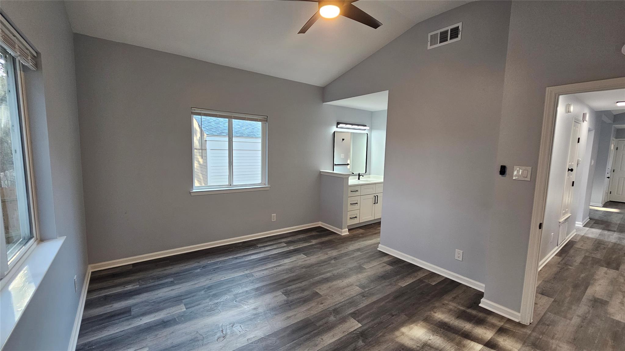 263 Mooring Cir, Lakeway, TX 78734