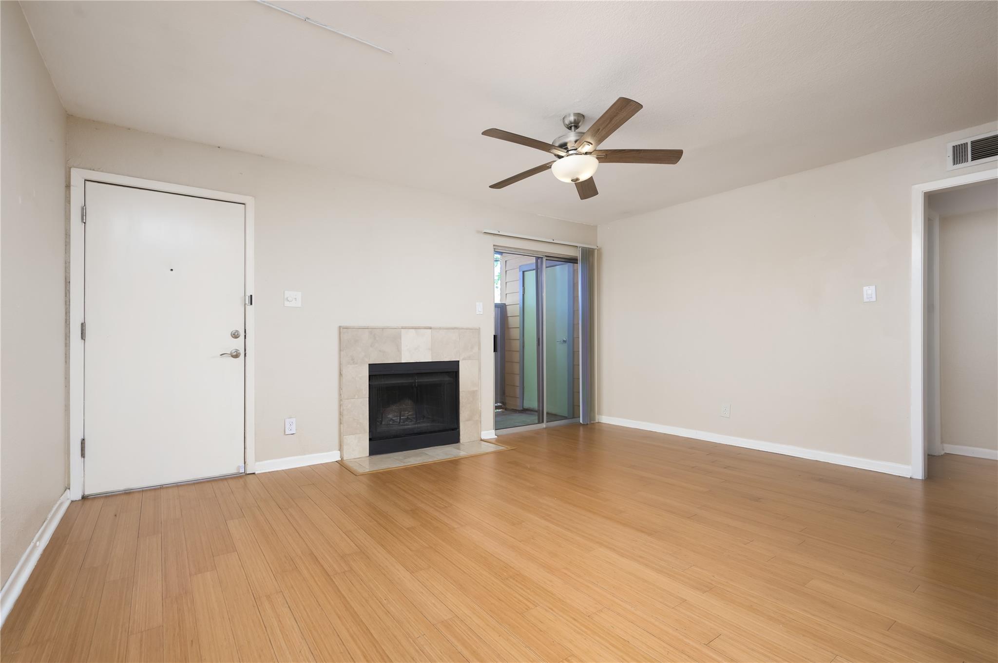 3204 Menchaca Rd # 105, Austin, TX 78704