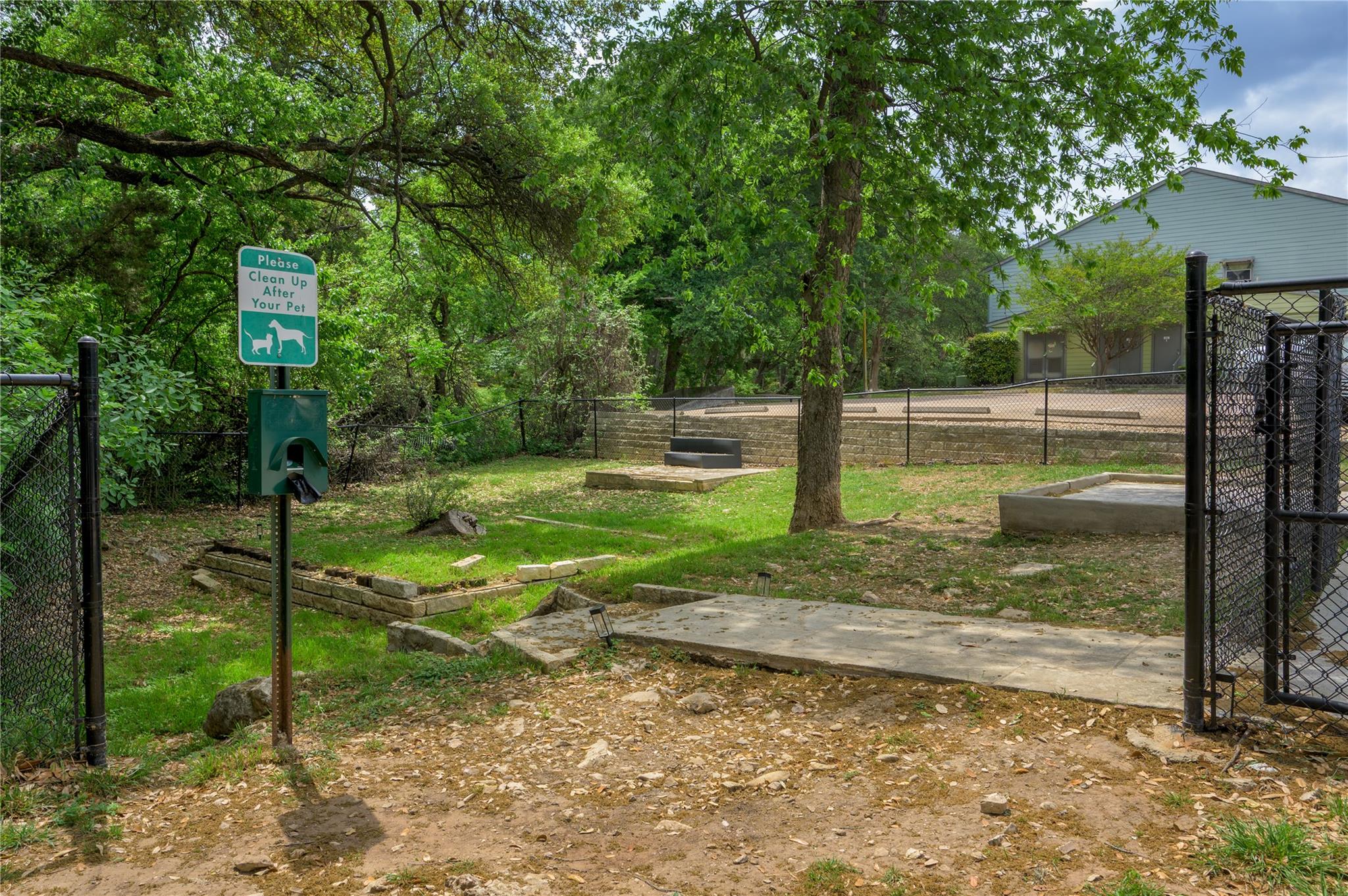 3204 Menchaca Rd # 105, Austin, TX 78704