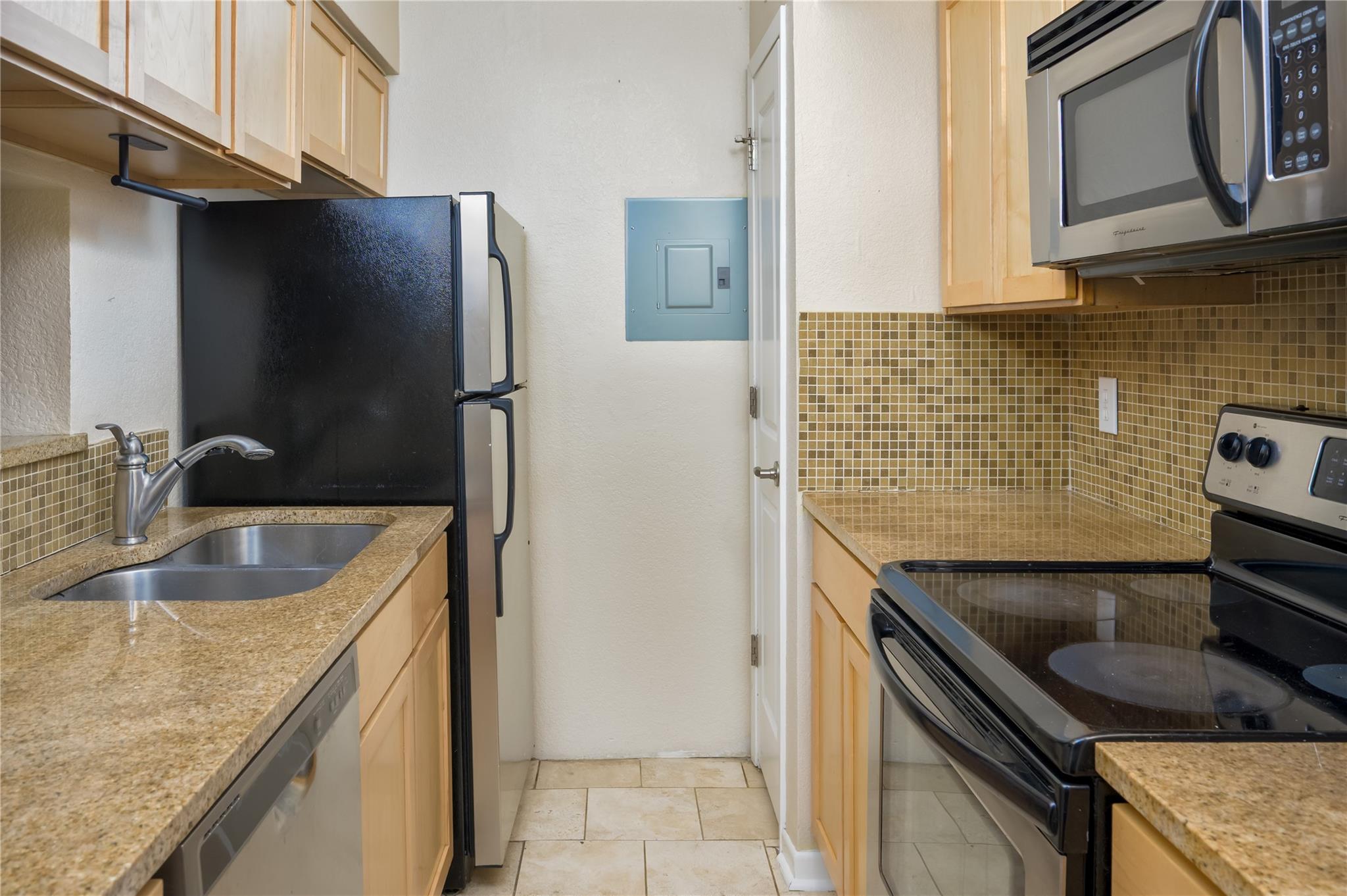 3204 Menchaca Rd # 105, Austin, TX 78704