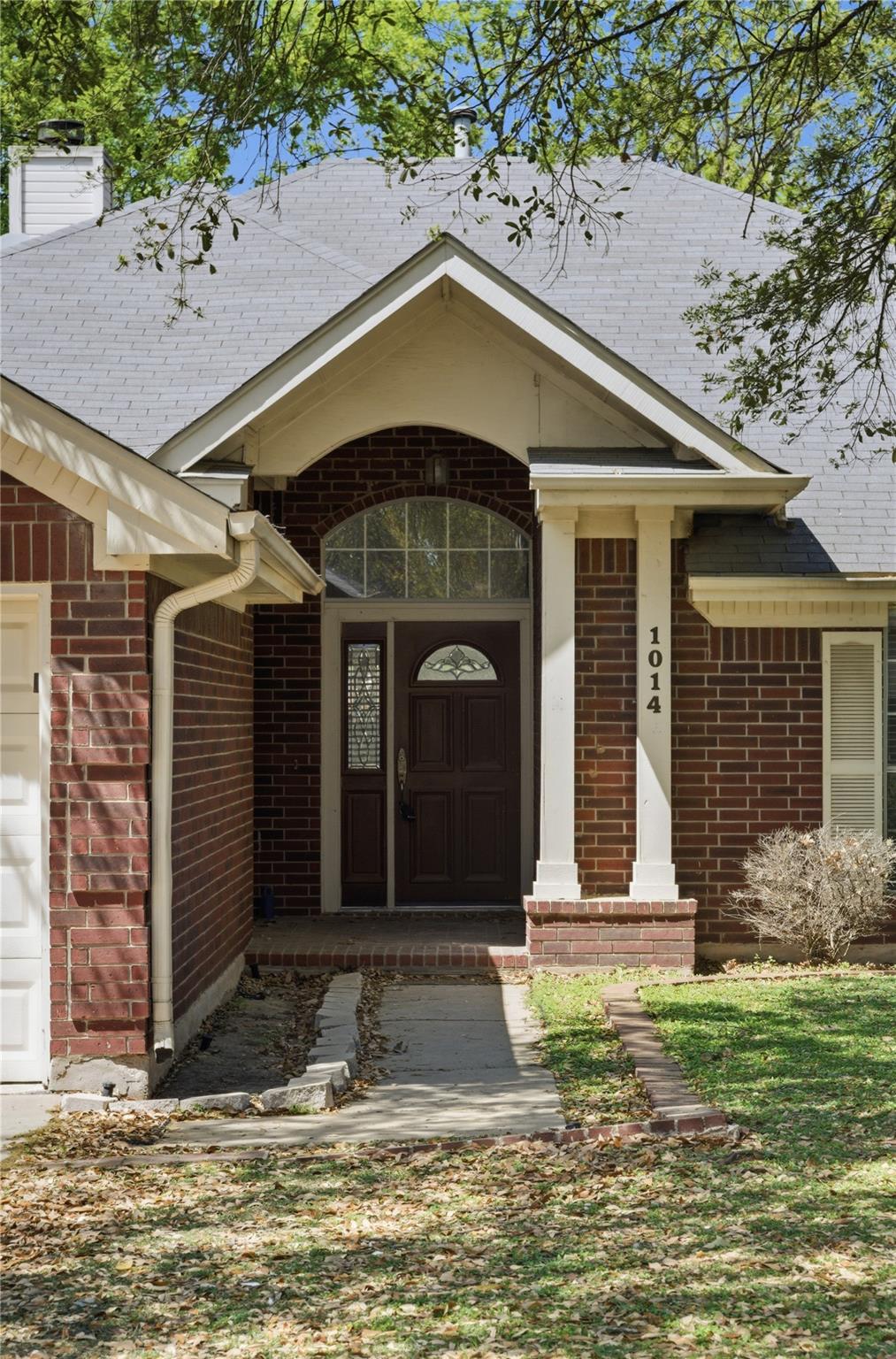 1014 Pine Creek Dr, Pflugerville, TX 78660