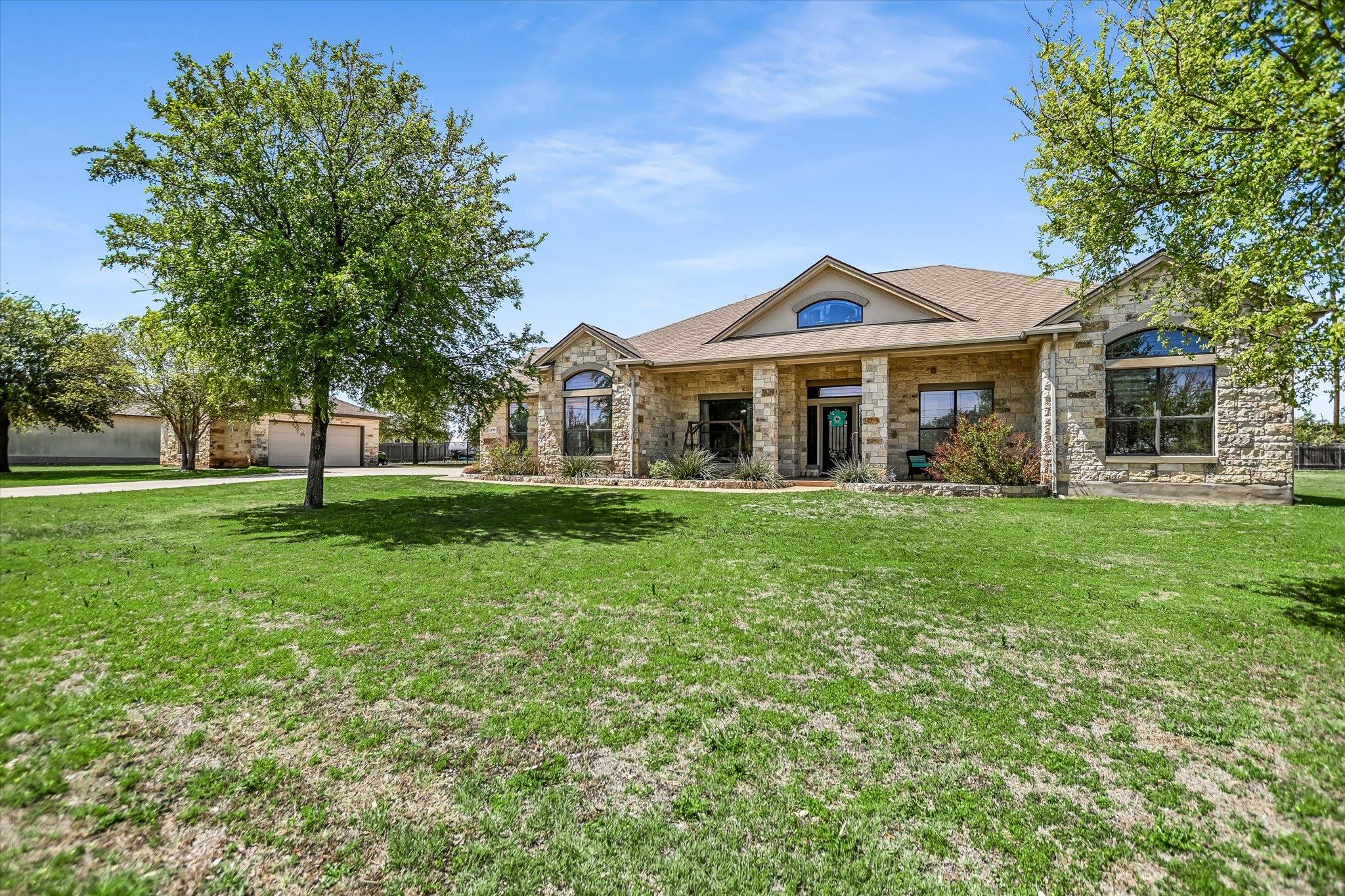 109 Kendra Dr, Liberty Hill, TX 78642