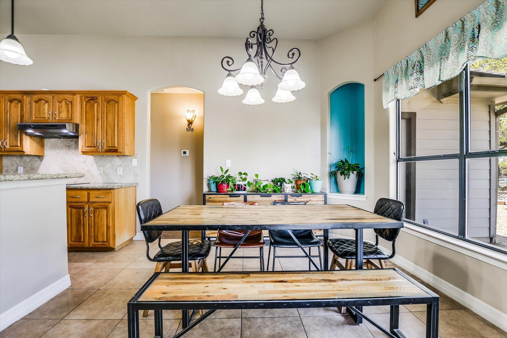 109 Kendra Dr, Liberty Hill, TX 78642