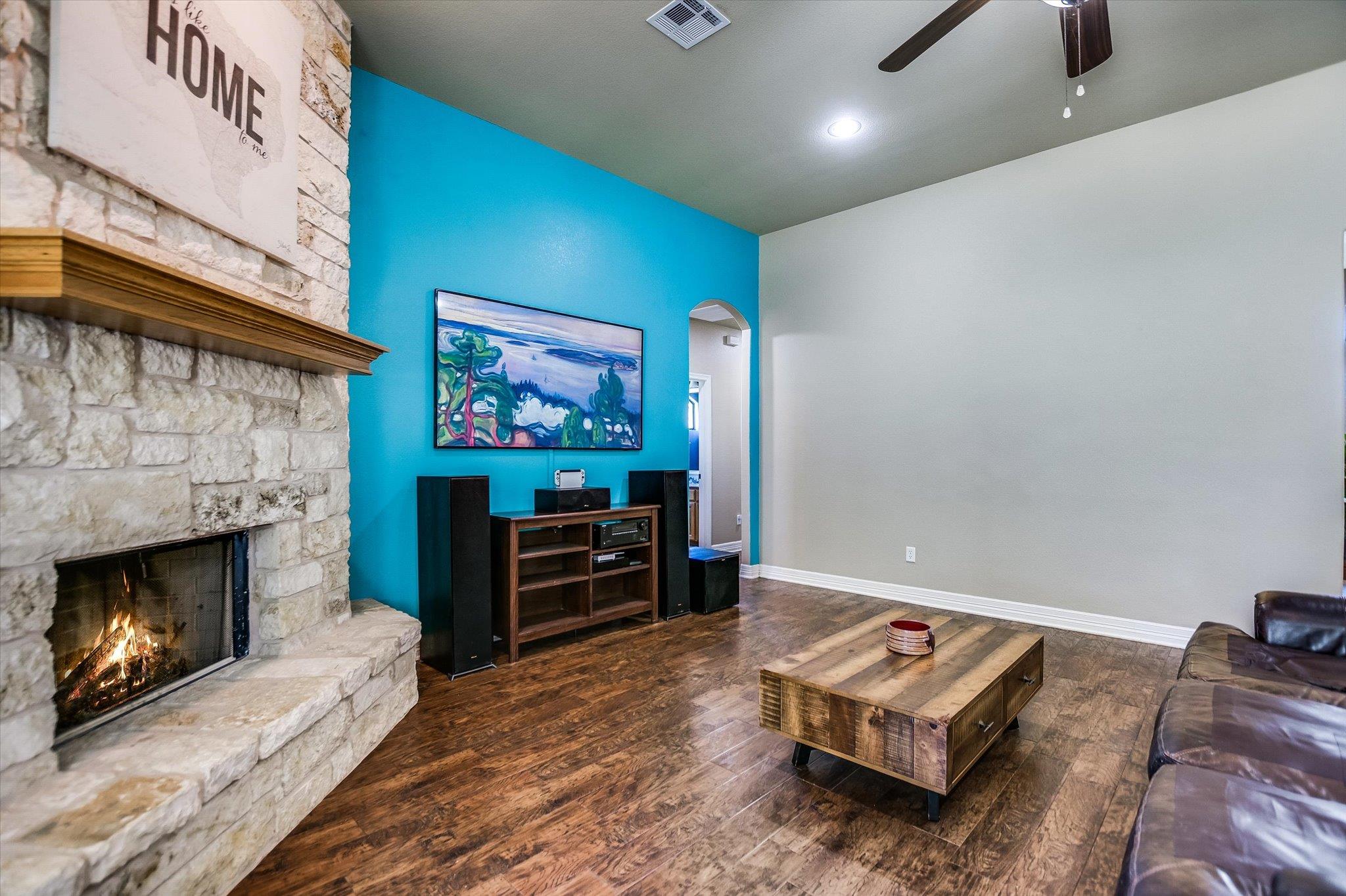 109 Kendra Dr, Liberty Hill, TX 78642