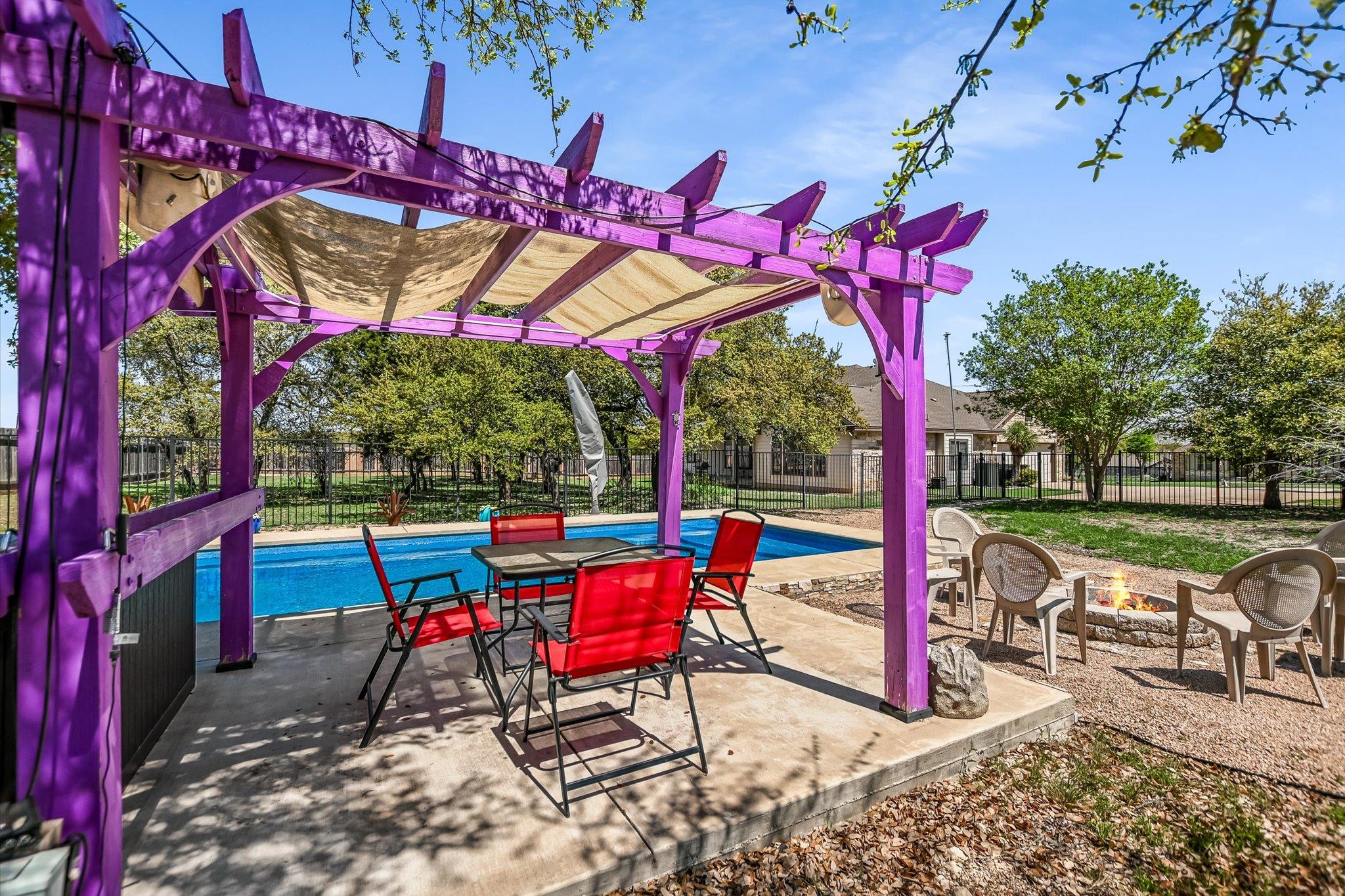 109 Kendra Dr, Liberty Hill, TX 78642