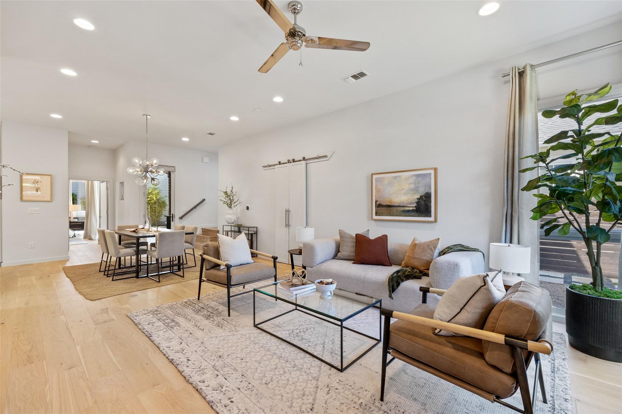 1605 Willow St # A, Austin, TX 78702