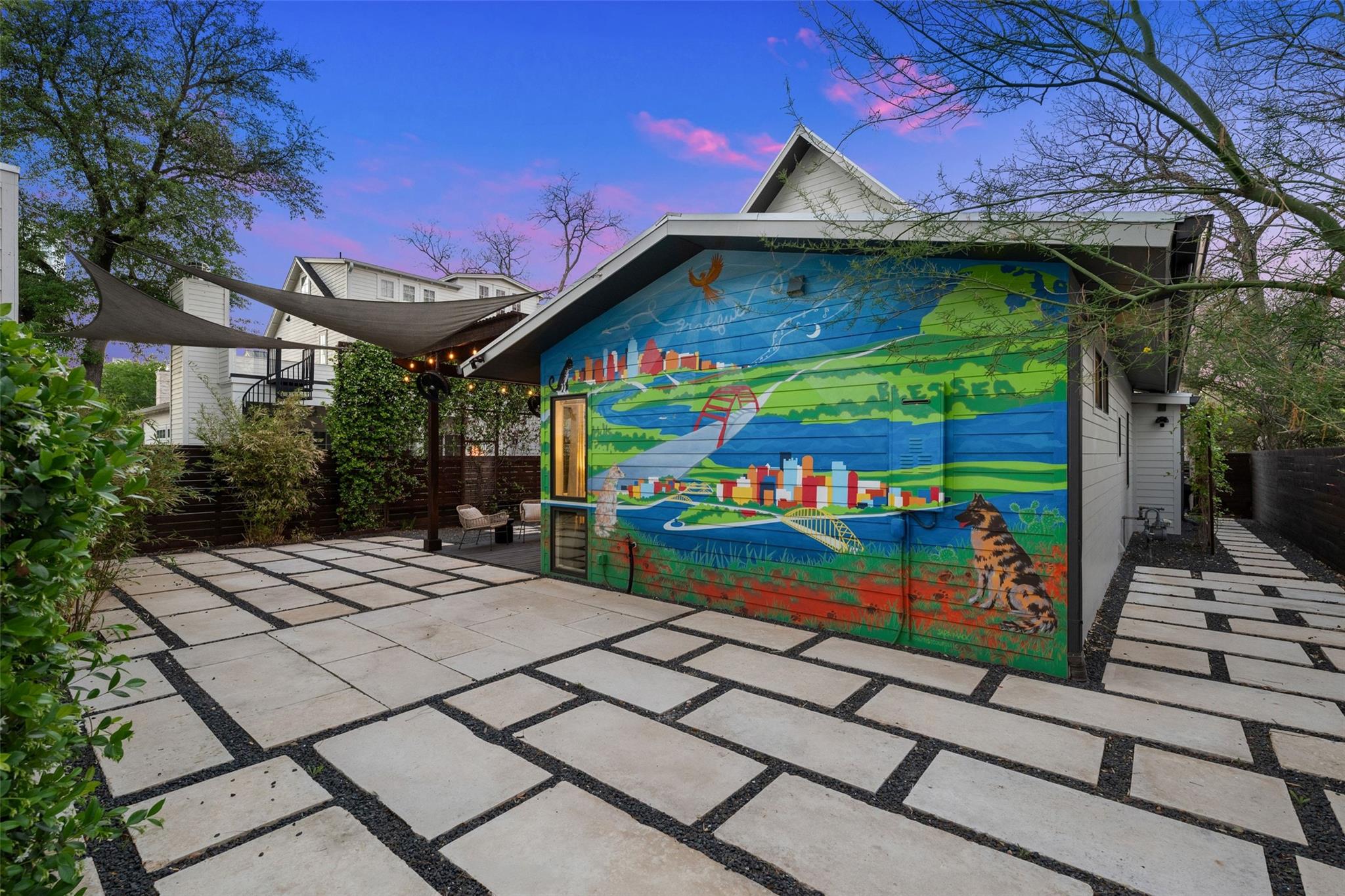 1605 Willow St # A, Austin, TX 78702