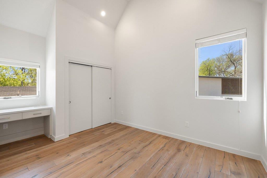 1605 Willow St # A, Austin, TX 78702